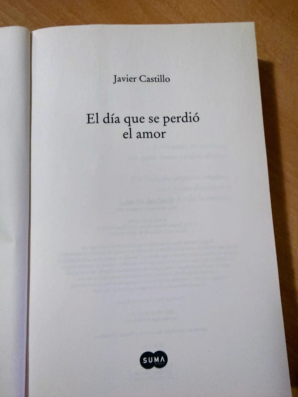 🔎Javier Castillo El día que se perdió el amor – Como nuevo 4