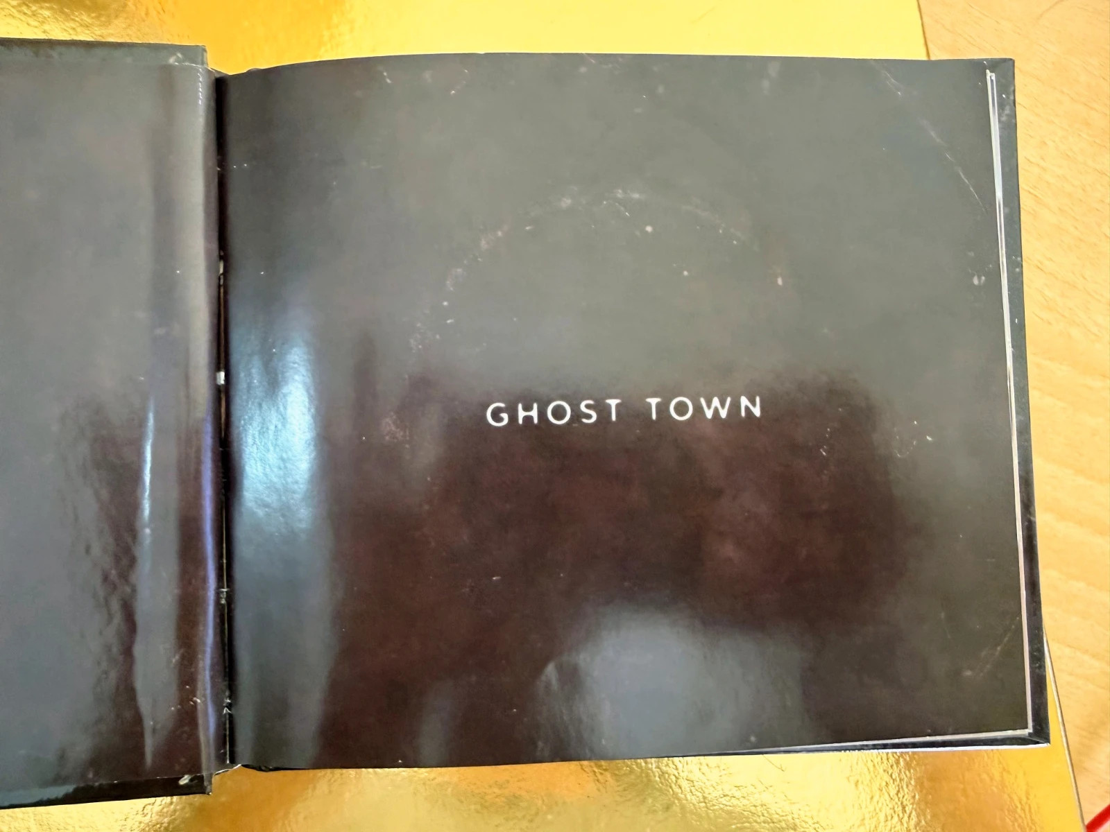 🎶Auryn Ghost Town Deluxe Edition CD Firmado – Nuevo 🎶 3