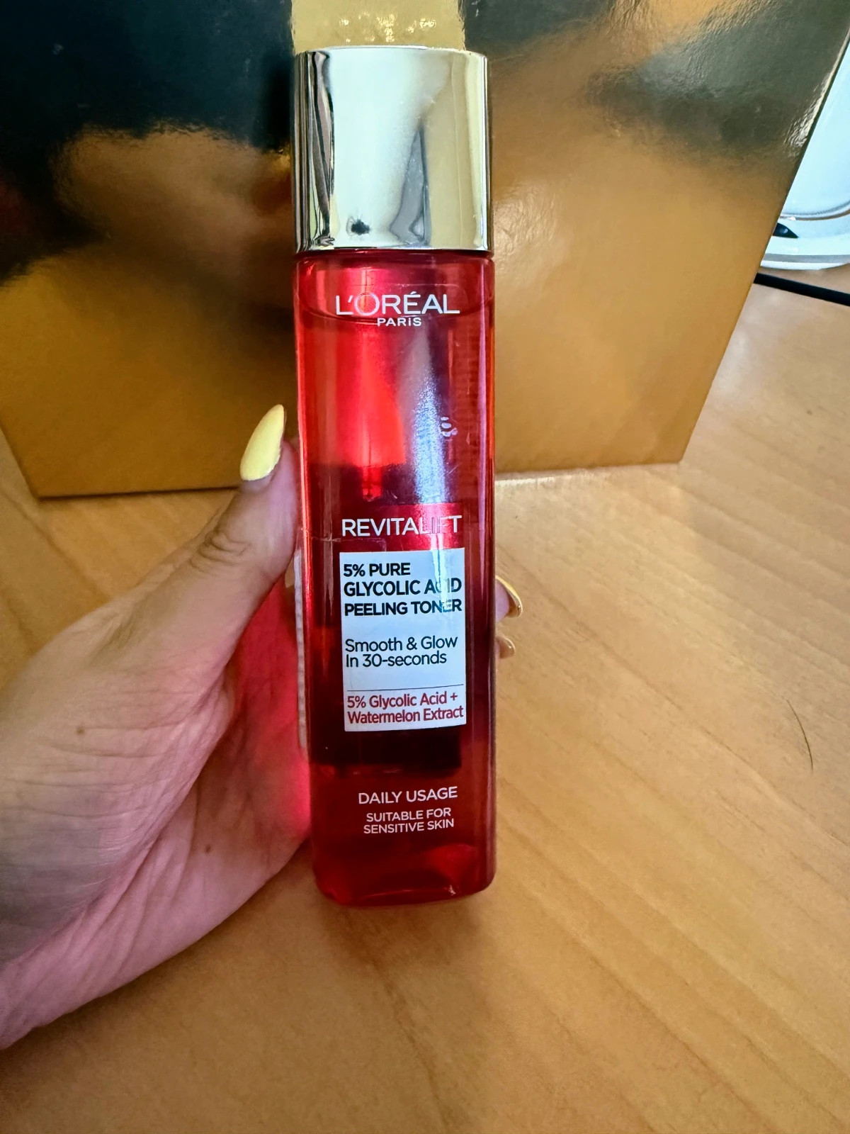 💖L'Oréal Paris Revitalift 5% Glycolic Acid Peeling Toner 180 ml – Nuevo sin abrir 💖