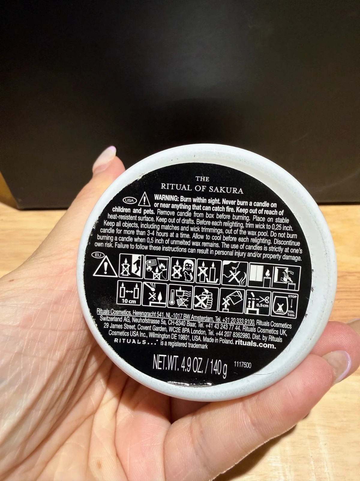 Rituals The Ritual of Sakura Vela 140 g – Vela aromática – Rituals 3