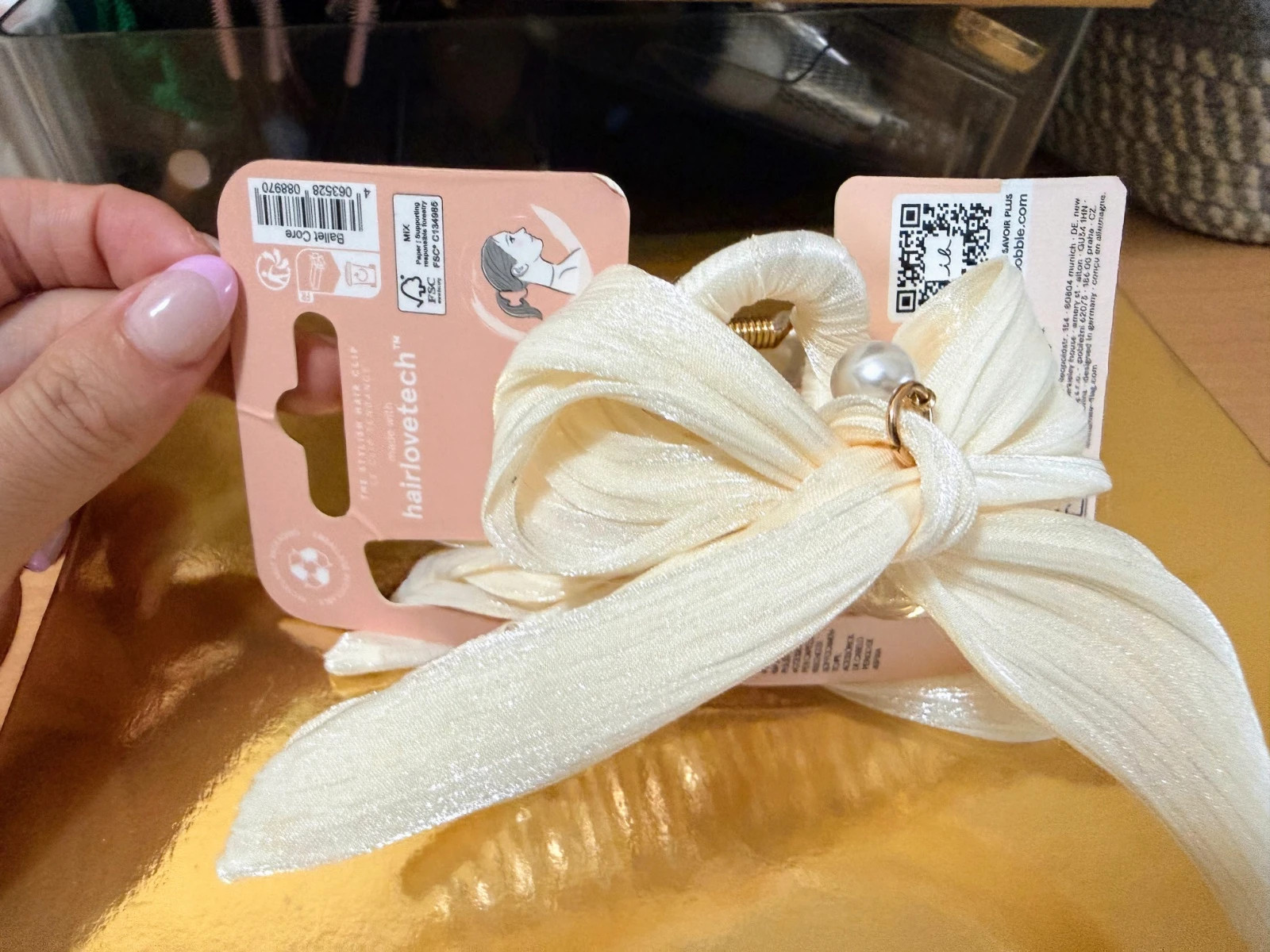 🎀 Pinza con lazo blanco estilo coquette – súper bonita puesta – invisibobble 2