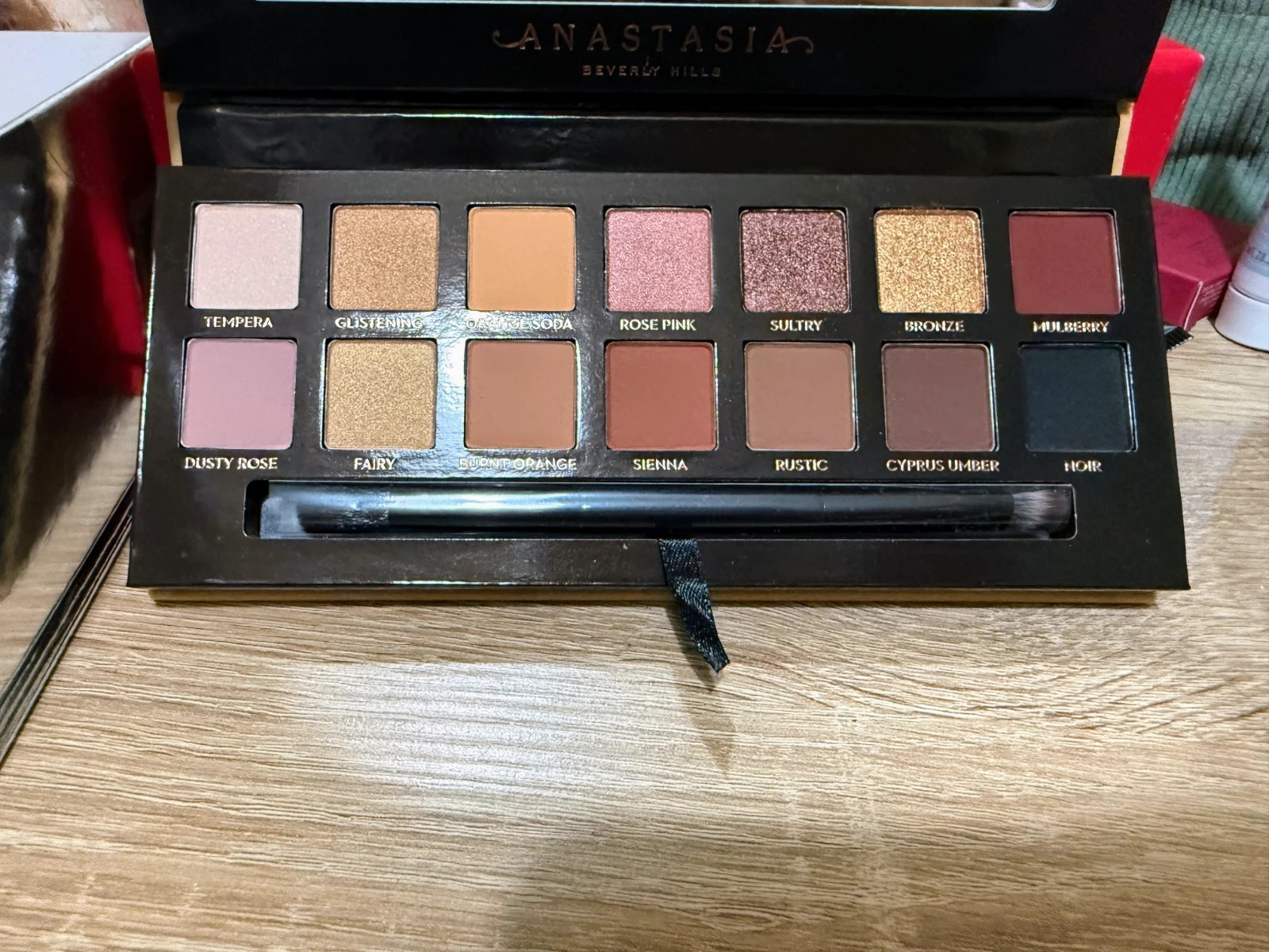 💫Anastasia Beverly Hills Soft Glam Palette – 14 Sombras | paleta versátil y elegante💫 – Anastasia Beverly Hills 3