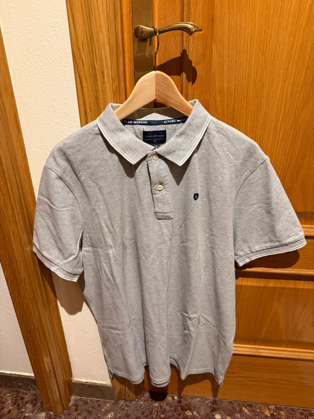 👕 Polo gris Álvaro Moreno 👕 clásico y elegante | talla XXL