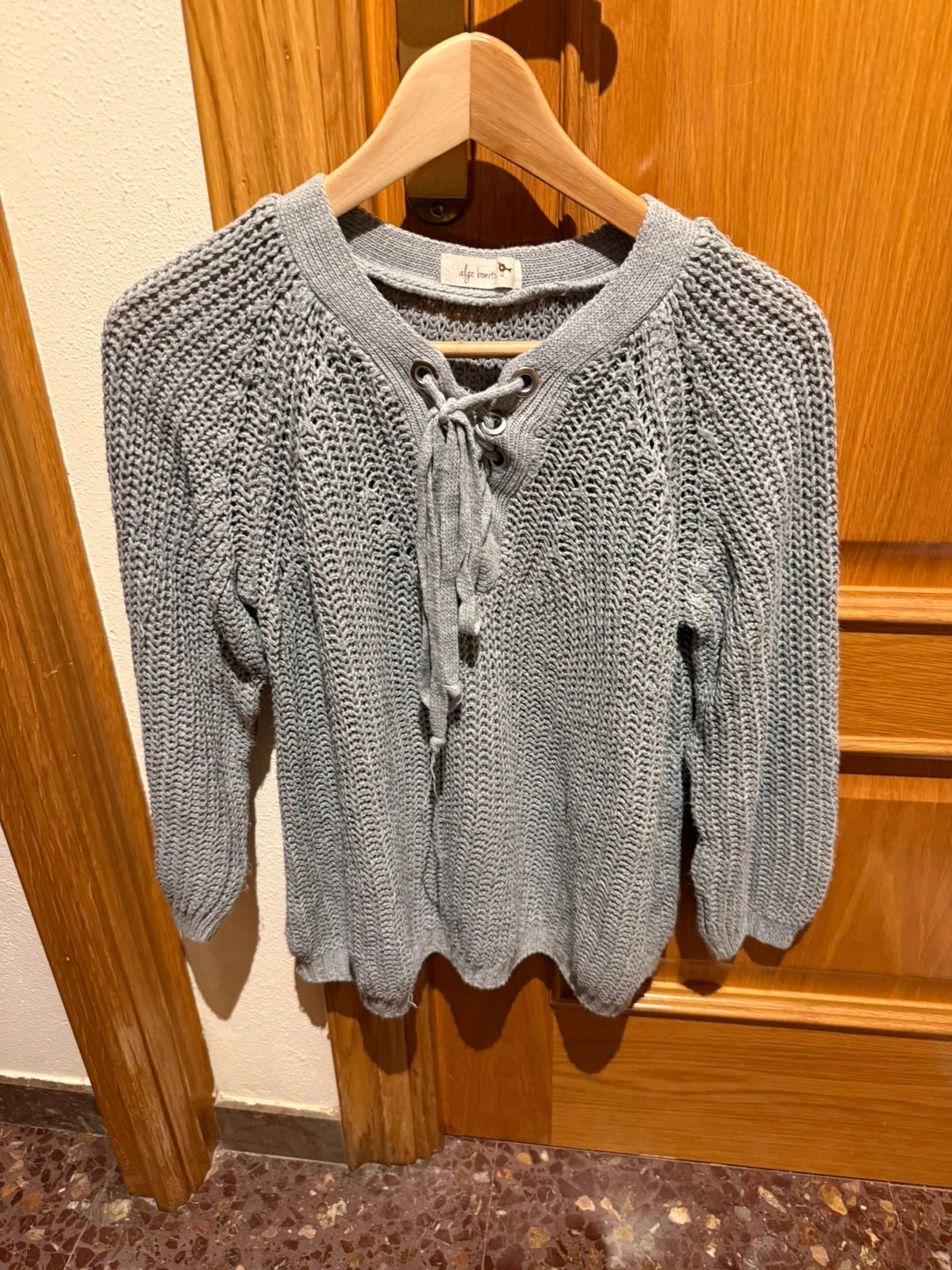 🤍Jersey gris “Algo Bonito” 🤍 con cordones delanteros | talla M – algo bonito – taille M / 38 / 10