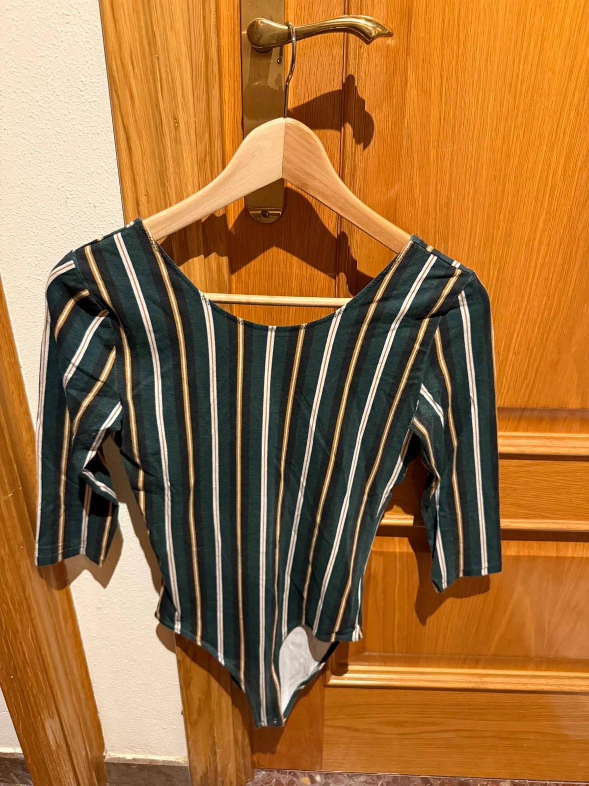 💚 Body Bershka 💚 rayas verde y mostaza | talla M Nuevo sin etiquetas – Bershka – taille M / 38 / 10