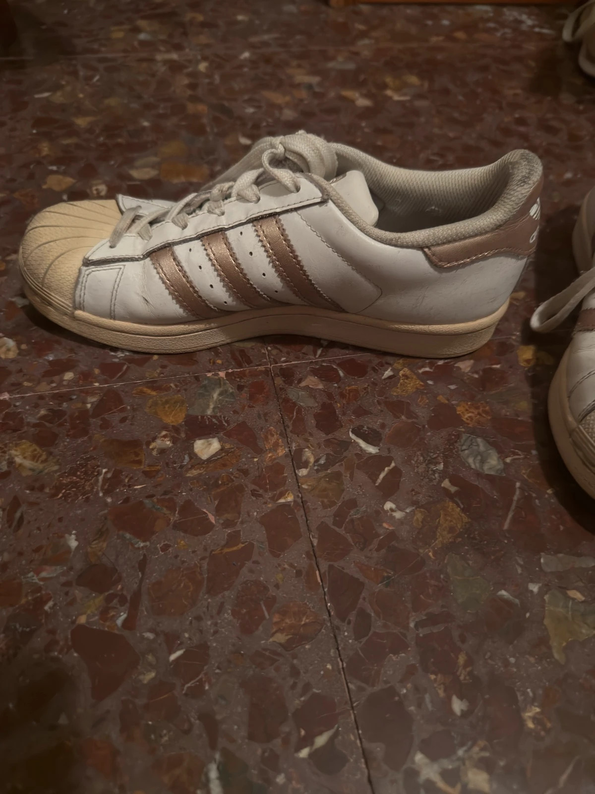 👟 Adidas Superstar Talla 36,5 – Clásicas – Buen Estado 👟 – adidas – taille EU 36 2