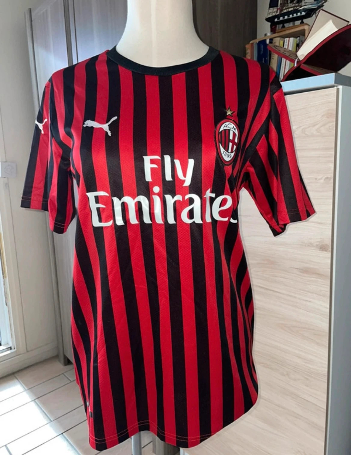 Maillot AC Milan Domicile 2019/2020 - Puma taille M ( Logo brodé )