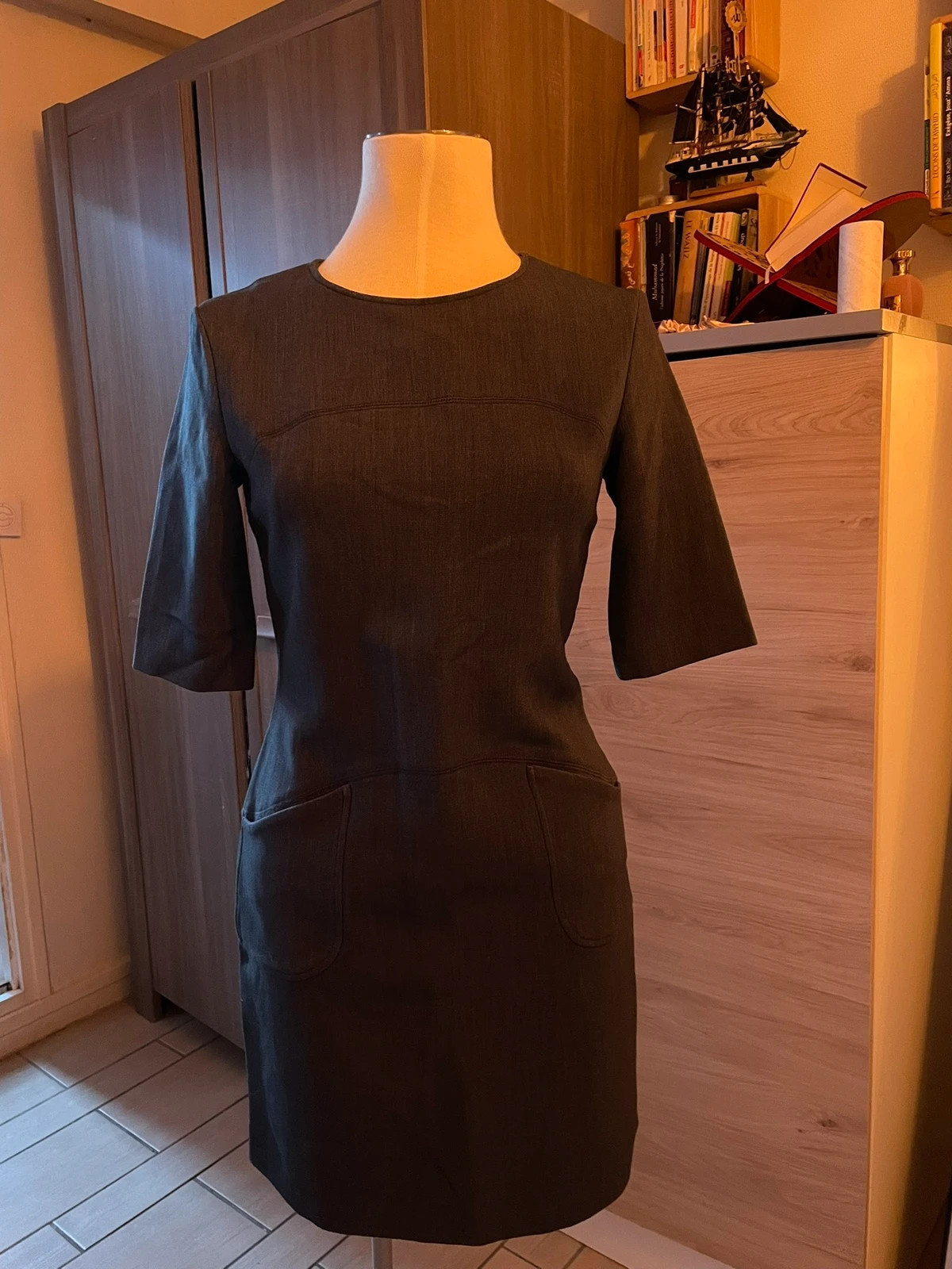 Robe Droite Chic Lacoste – Gris Anthracite – Lacoste – taille M / 38 / 10 2