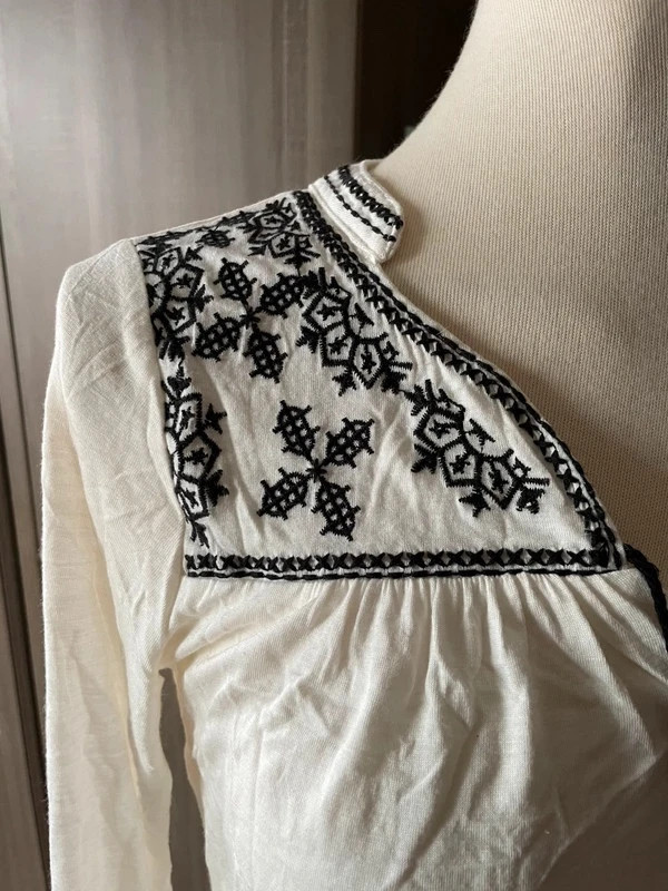Blouse Bohème Brodée – Blanc Cassé & Noir – Noir – taille S / 36 / 8 2