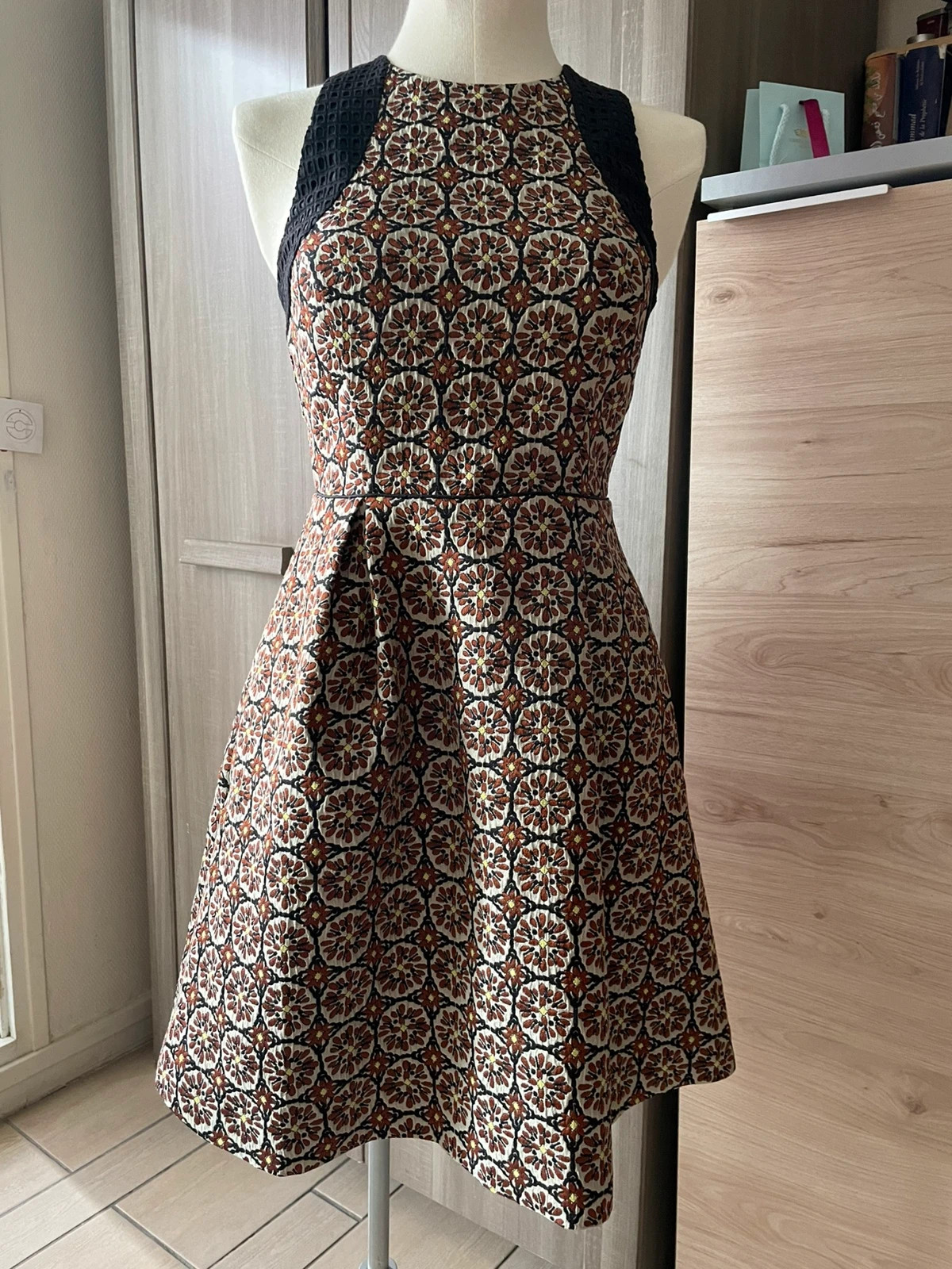 👗 Robe patineuse H&M - Jacquard & Dentelle taille S – H&M – taille S / 36 / 8 2
