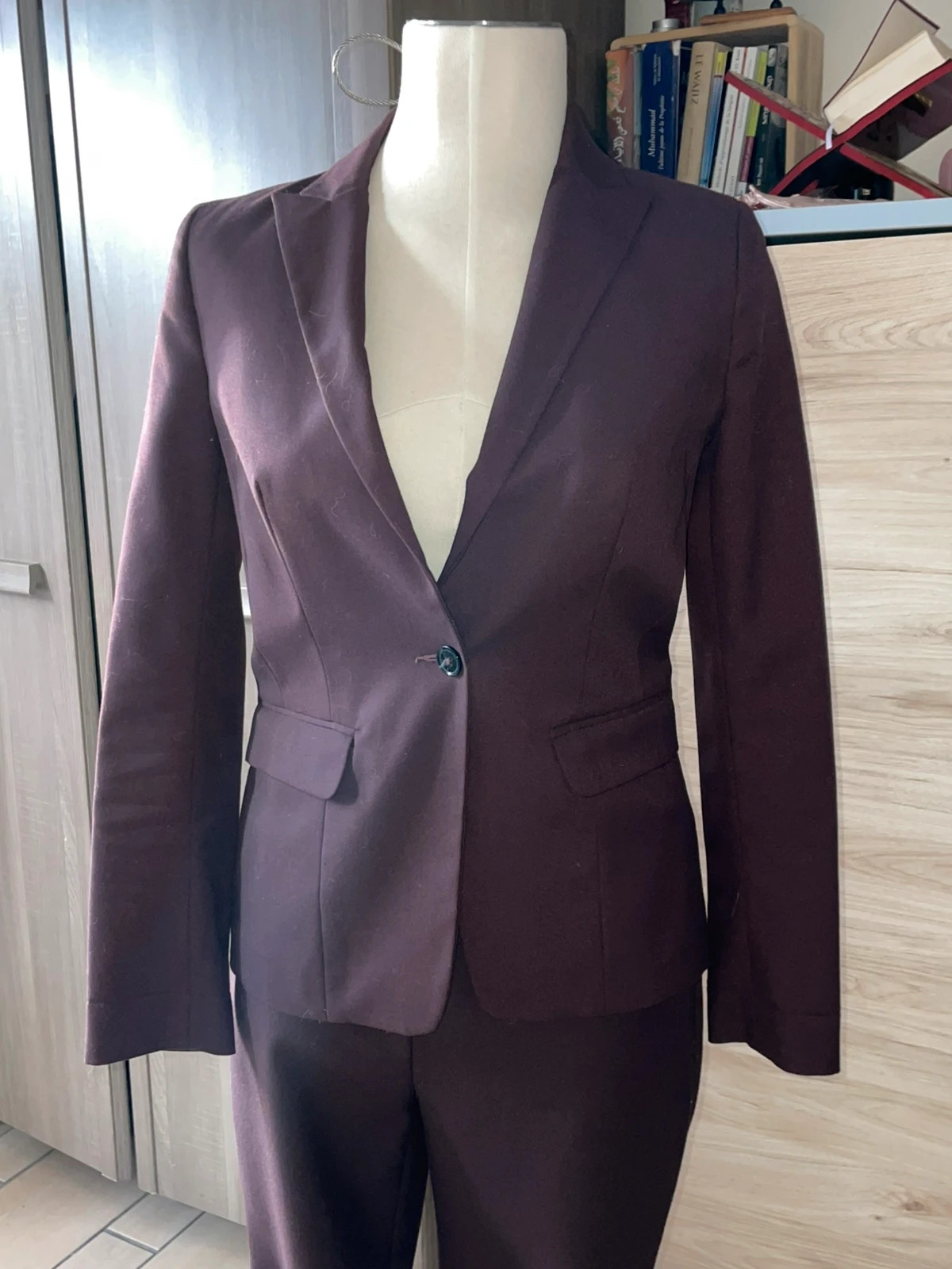 Ensemble Tailleur Caroll Paris - Chic & Intemporel - Prune/Bordeaux