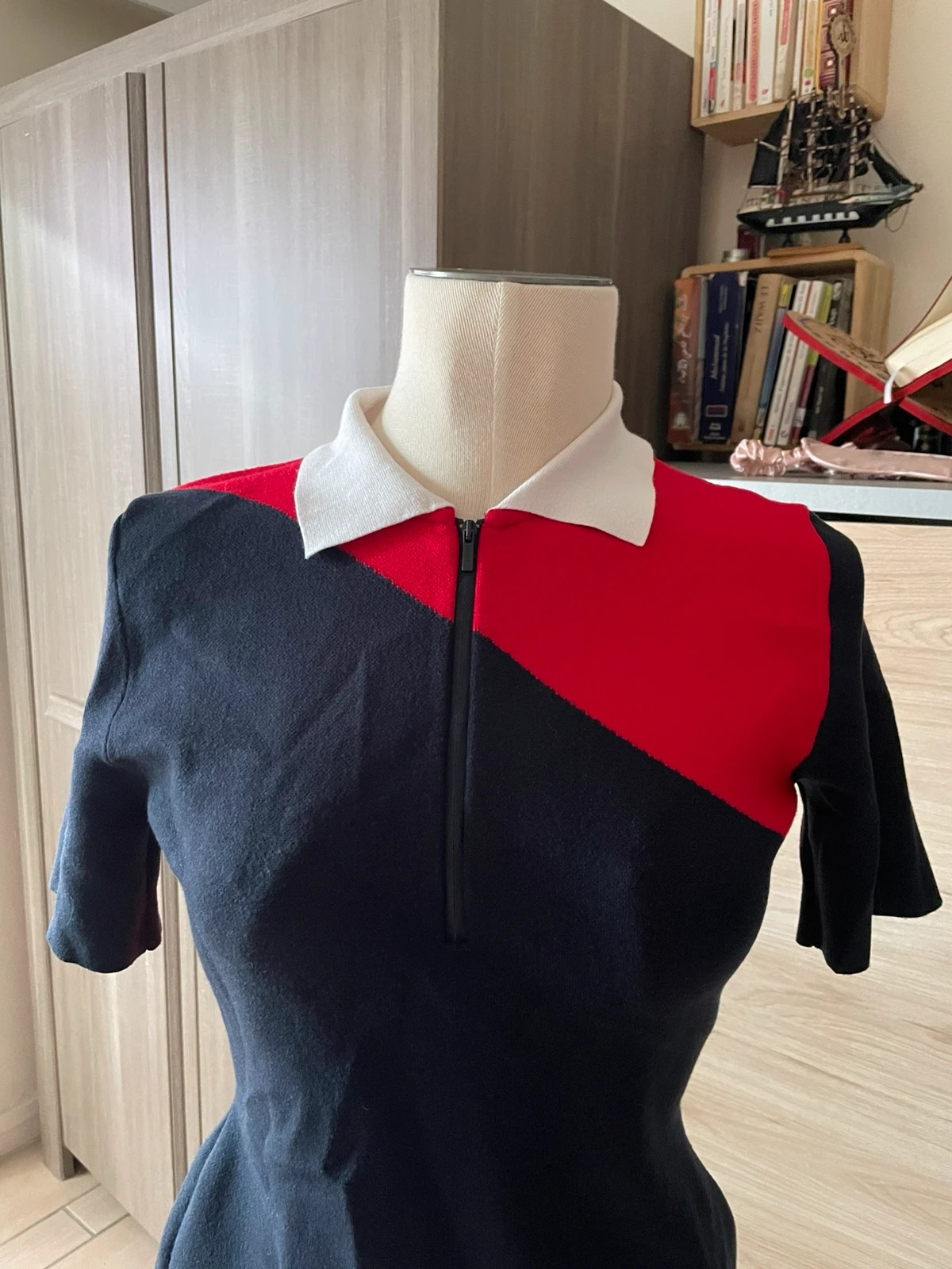 🐊 Robe Polo Lacoste – Color-block Bleu Marine & Rouge – Lacoste – taille L / 40 / 12 3