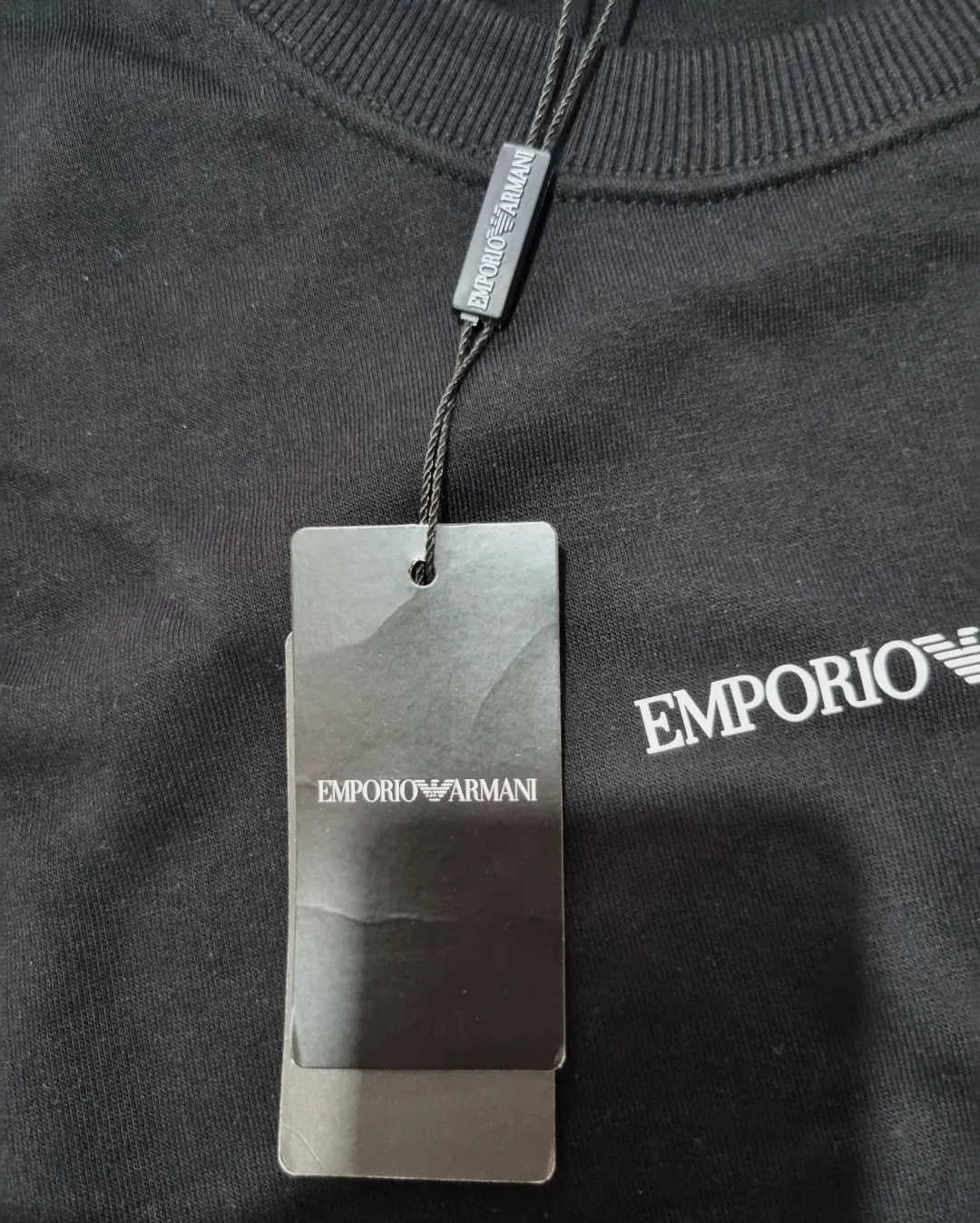 Pull ras cou – Armani – taille XXL 4