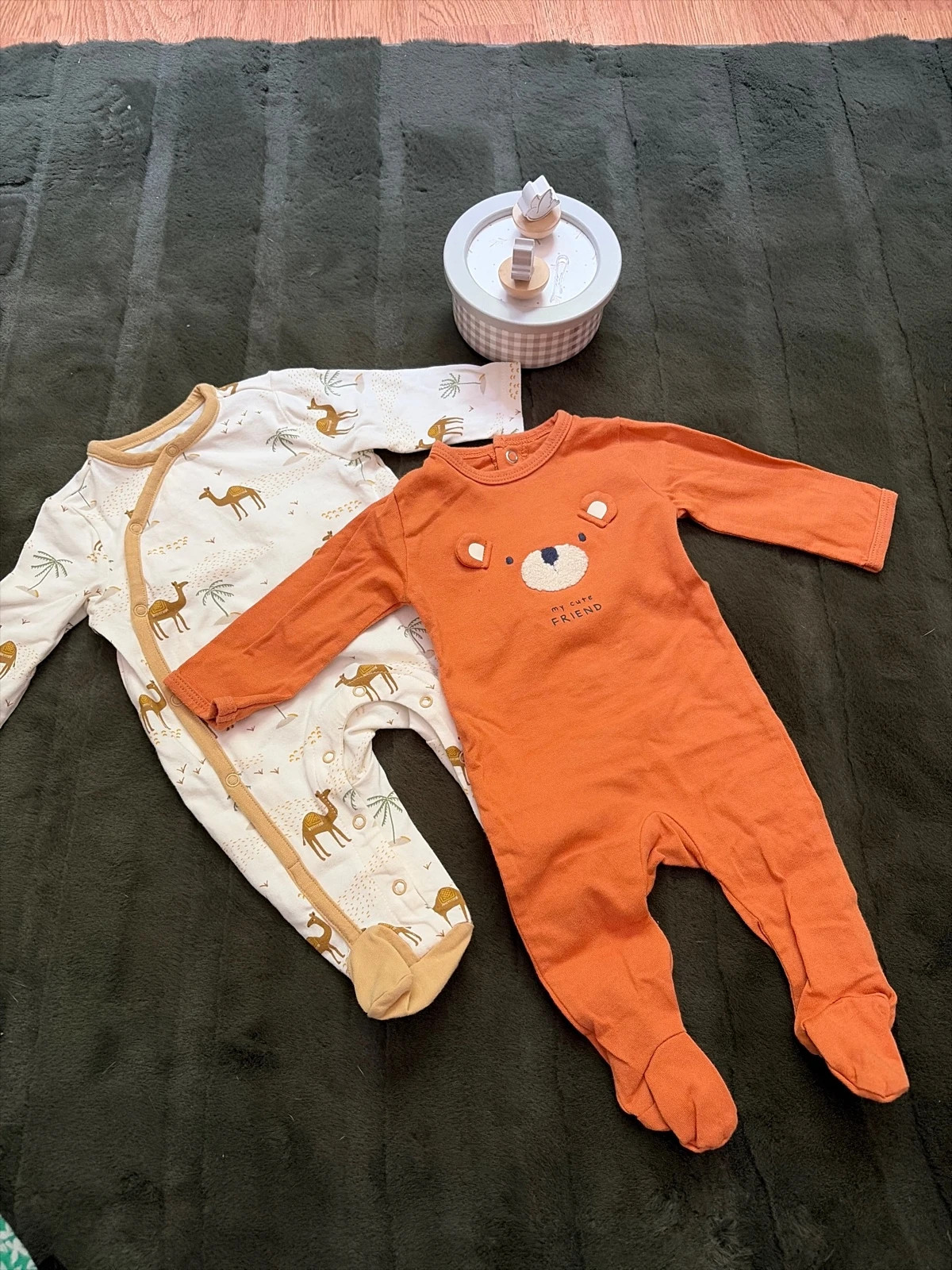 Lot pyjama mixte – Orchestra – taille 1-3 mois / 56 cm