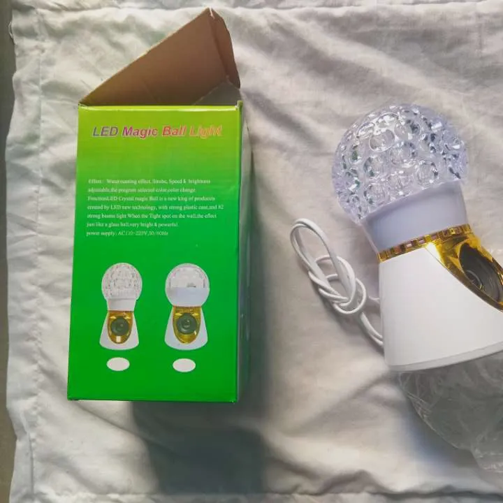 Lampe LED boule disco avec haut-parleur 🎶 – Sans marque 3