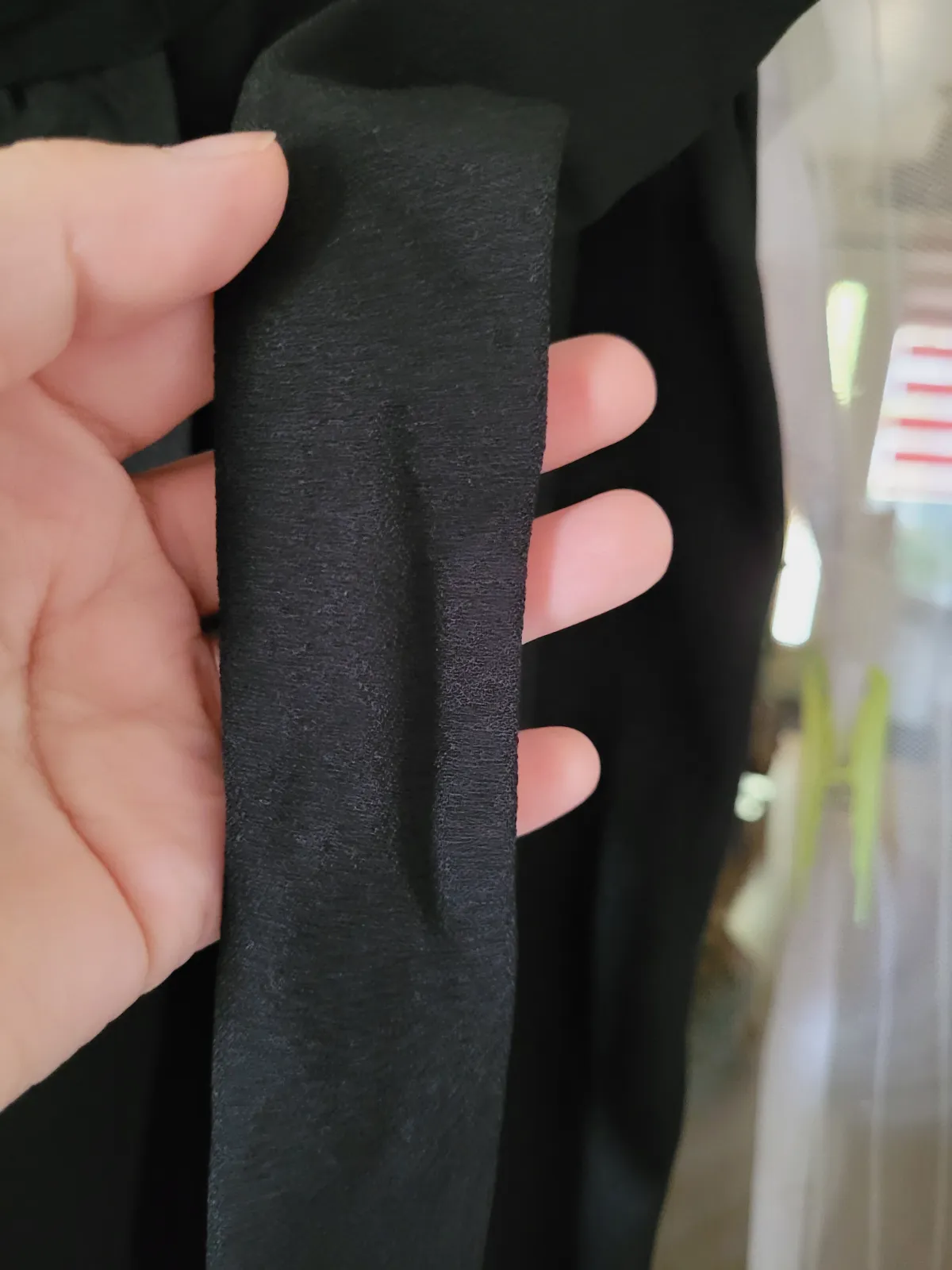 Jupe portefeuille noire en dentelle Naf  – Naf Naf – taille Taille unique 5