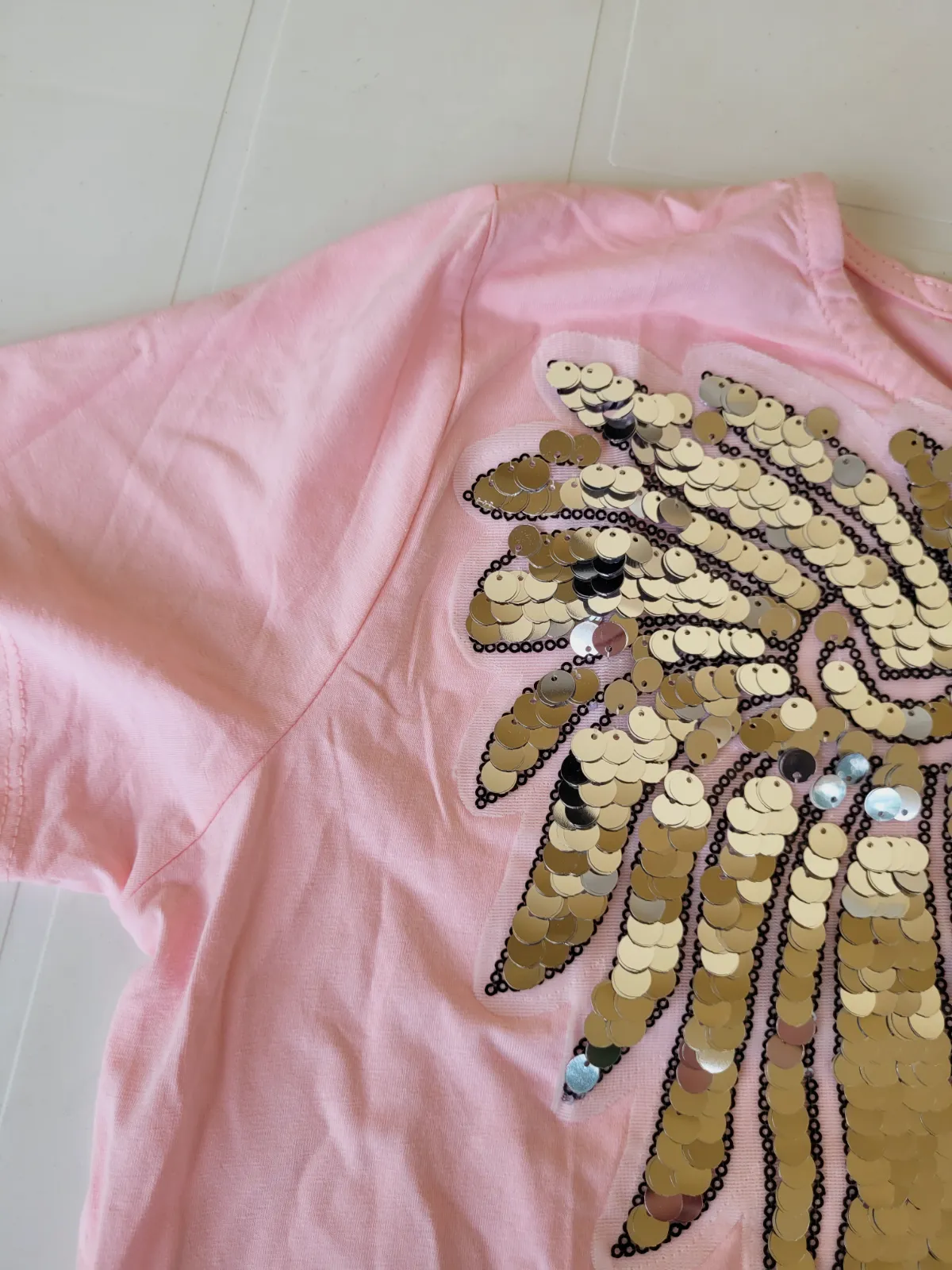 Tee-shirt imprimer de sequins  – Autre – taille M 2