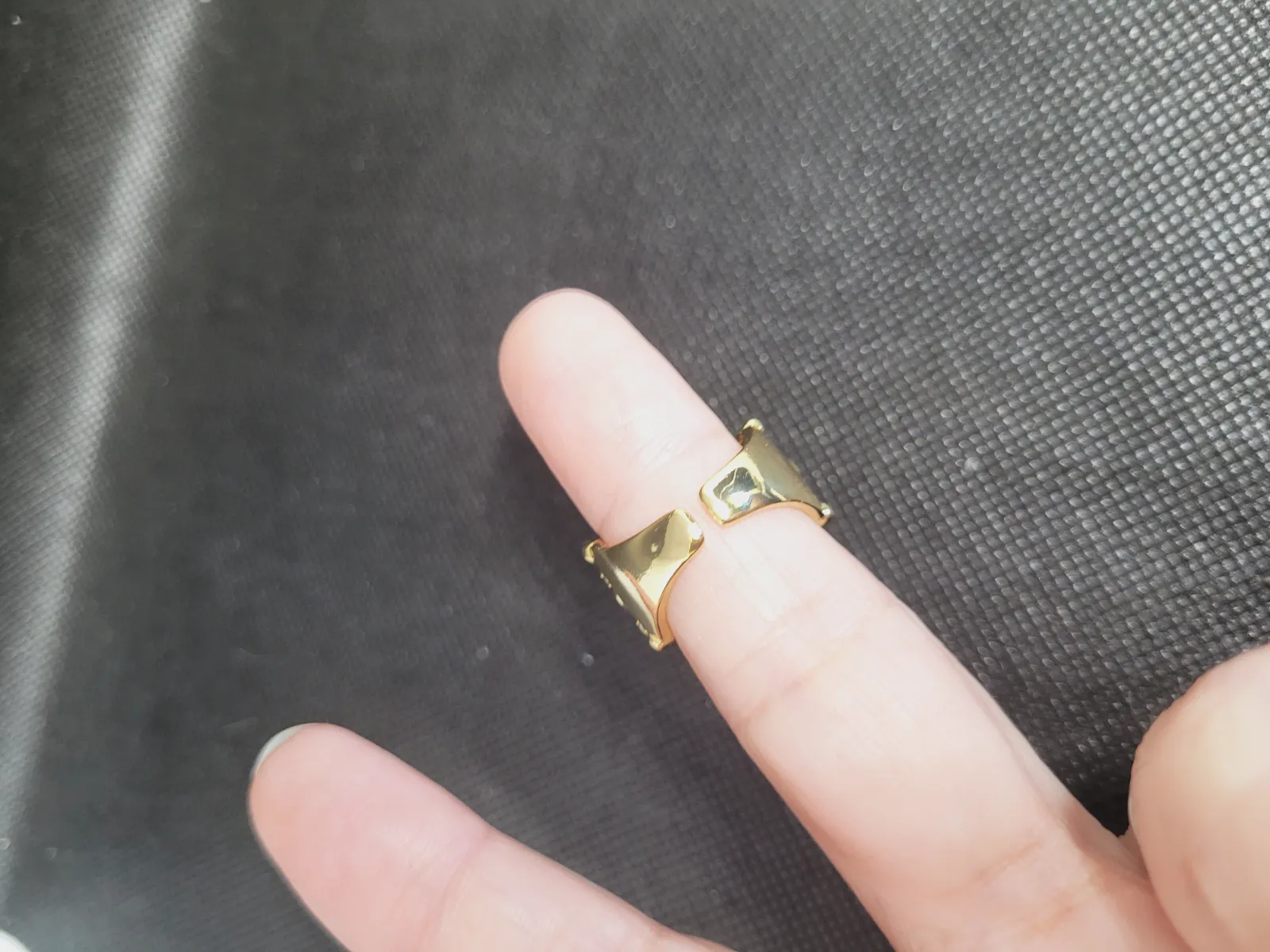 Bague en acier inoxydable ajustable  – Autre – taille 46 3