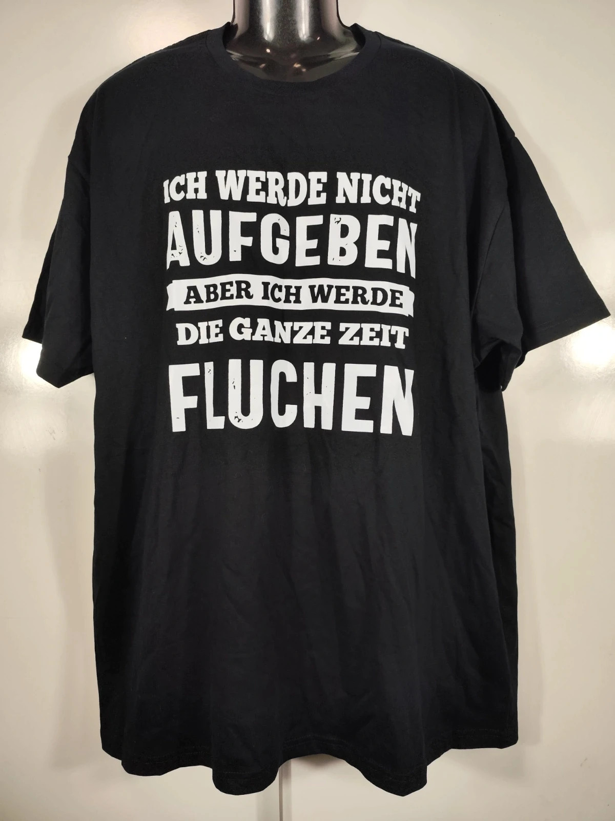 Camiseta "No me rendiré, pero voy a estar maldiciendo todo el tiempo"