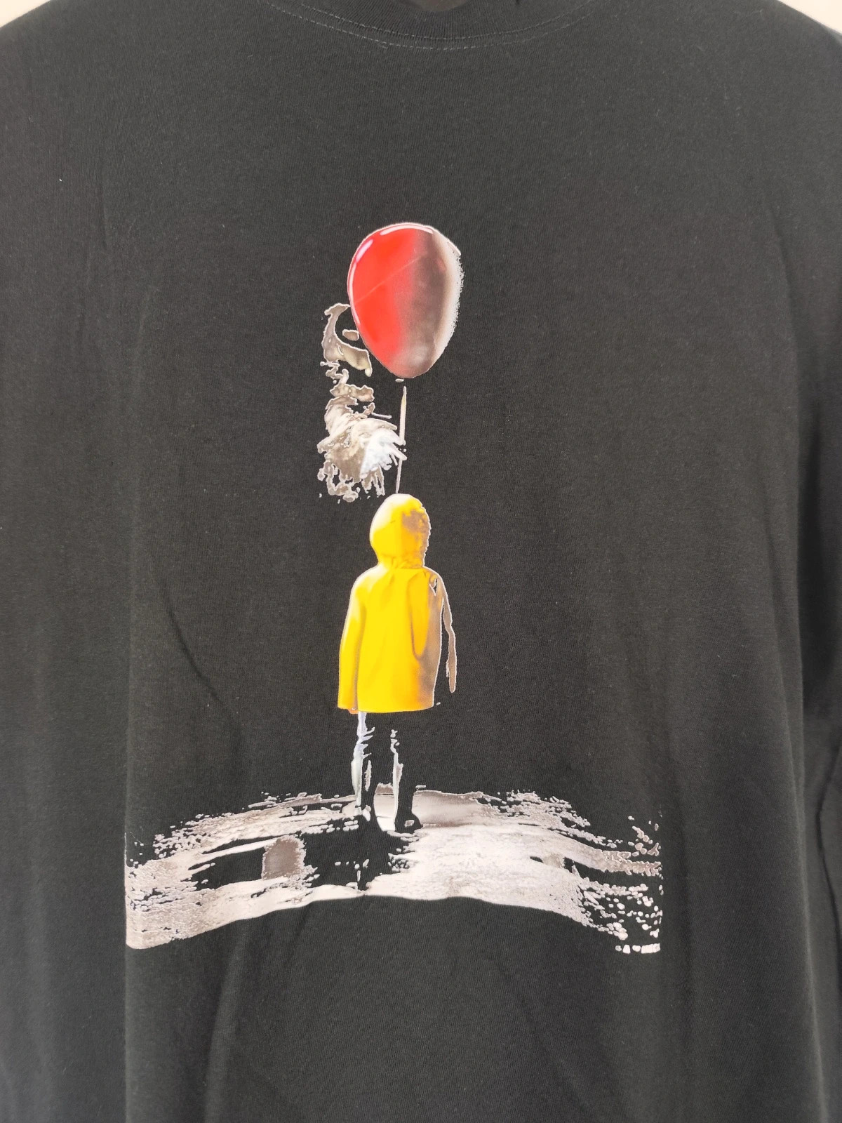 Camiseta Negra con Estampado de la Película "It" – taille M 3