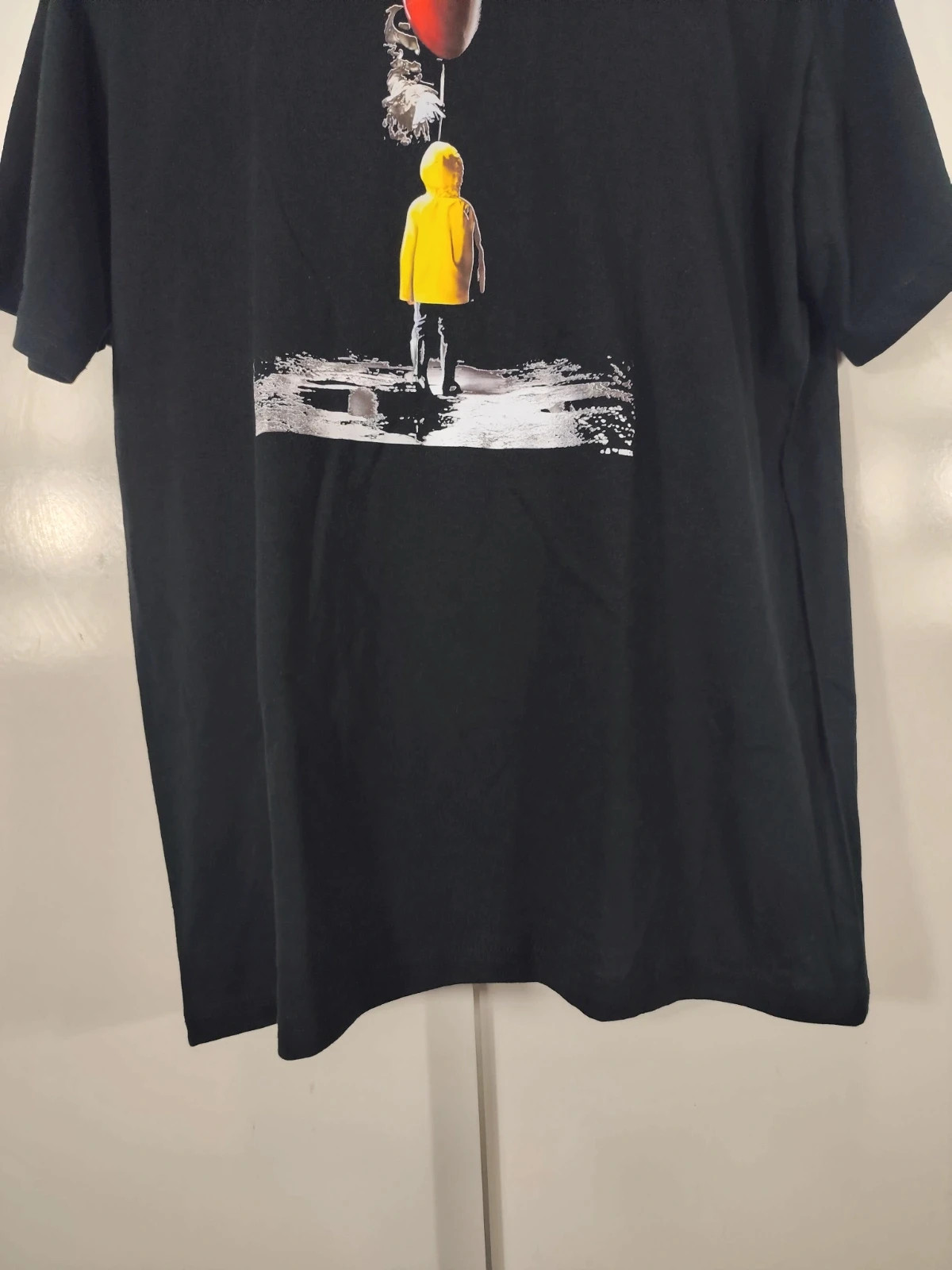 Camiseta Negra con Estampado de la Película "It" – taille M 5