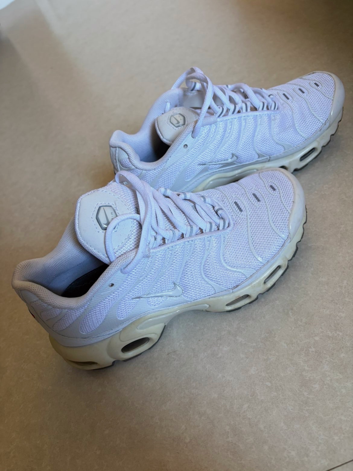 Baskets Nike Air Max Plus TN blanches – Nike – taille EU 38 2
