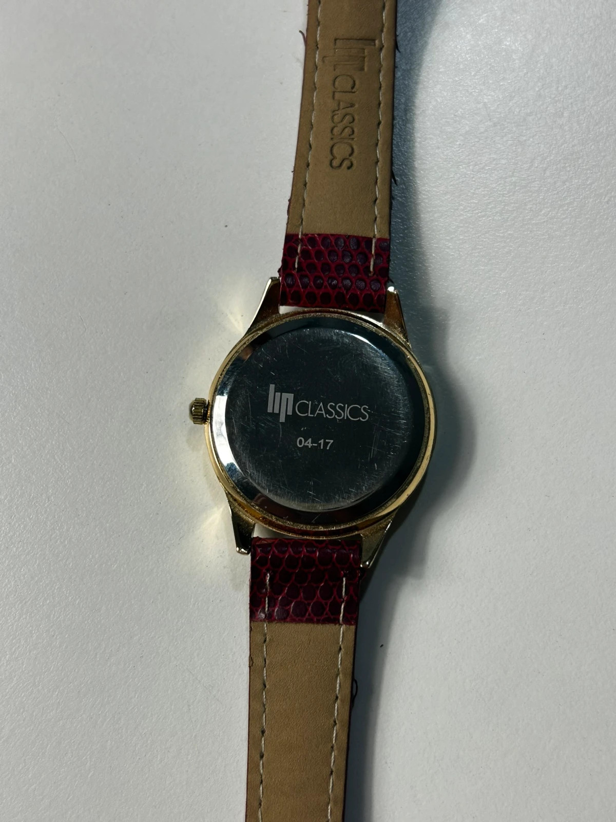 LIP femme Classics 04-17 taille unique montre quartz vintage chiffres romains dorée rouge – LIP – taille Taille unique 5