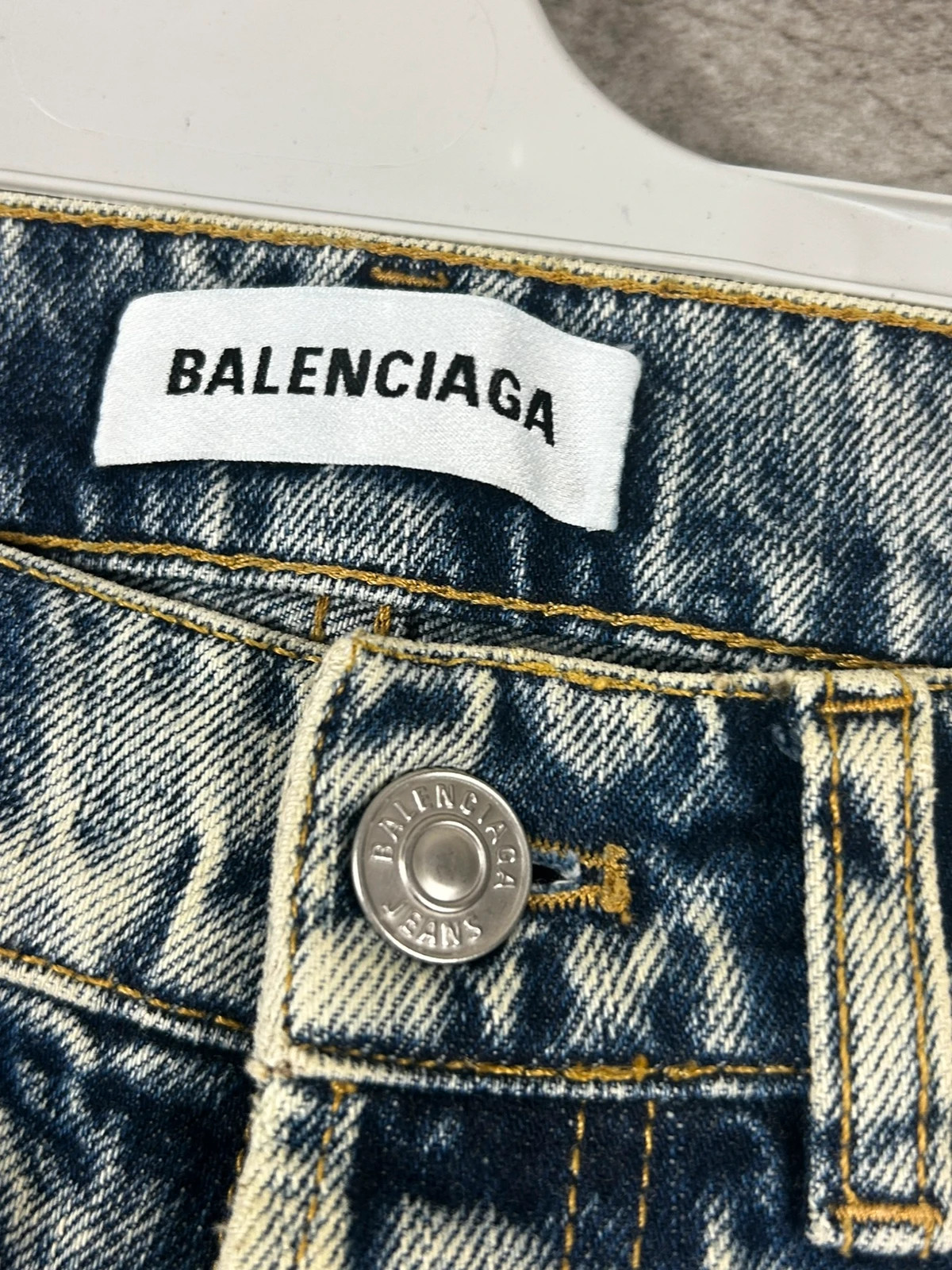 Balenciaga homme jean straight taille 26 FR34 denim coton acid wash bleu clair – Balenciaga – taille XS 4