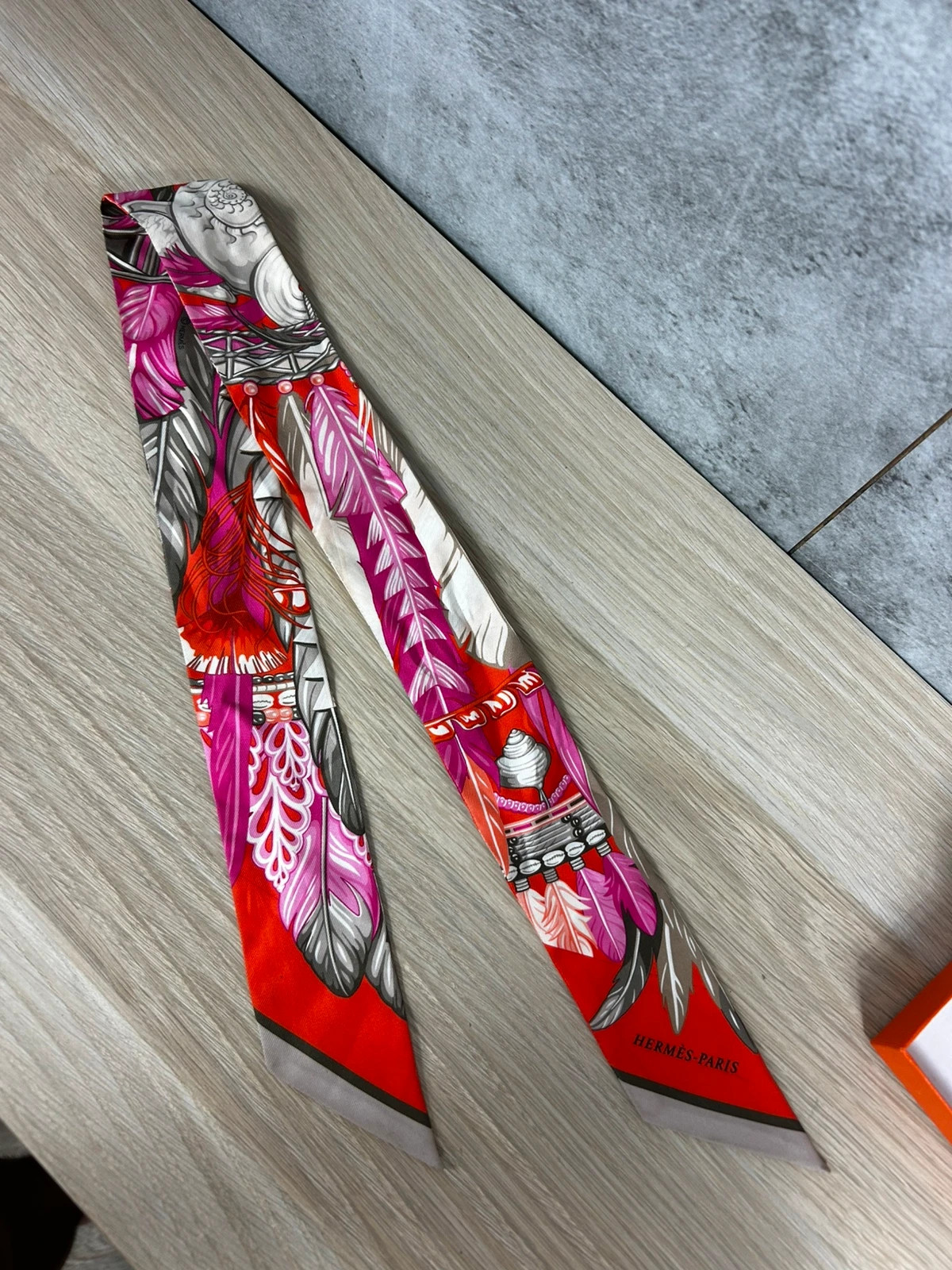 Hermès Femmes Twilly La Danse Pacifique 100% soie Made in France foulard ruban sac avec boîte