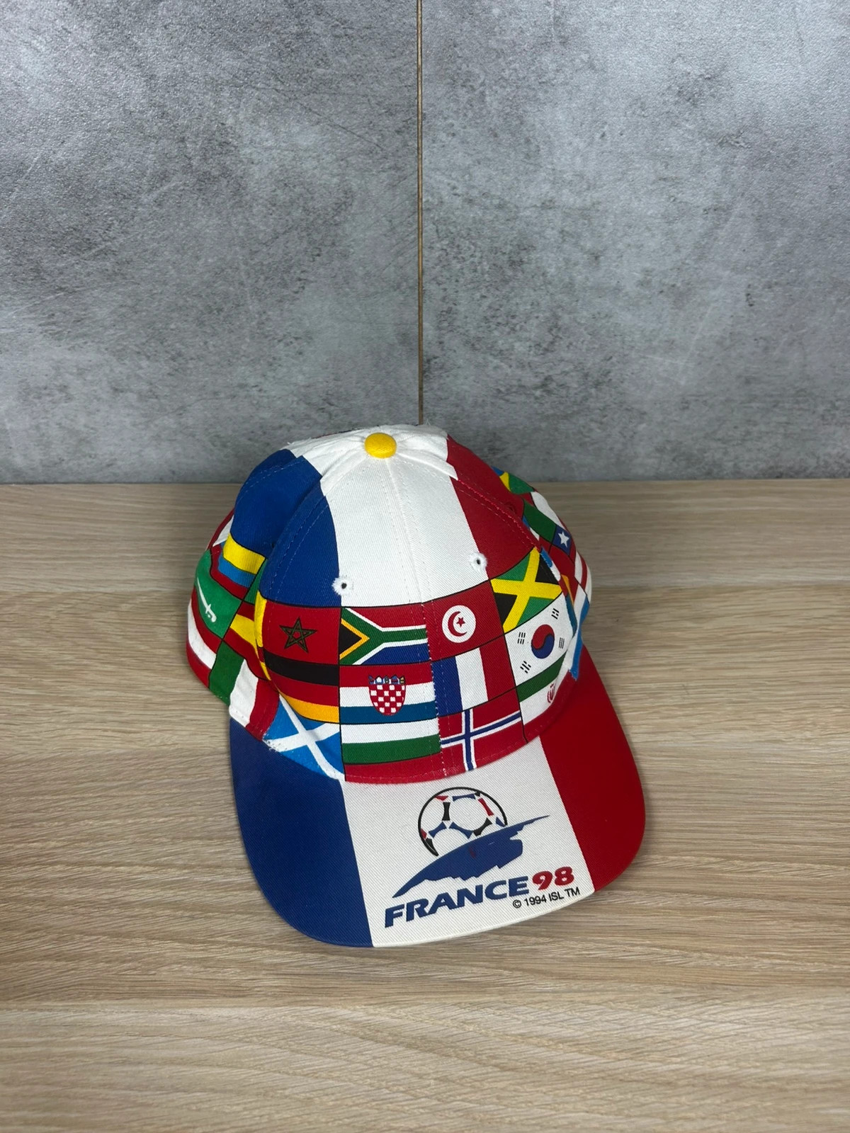 Casquette France 98 Coupe du Monde officielle vintage drapeaux internationaux collector multicolore – France 98 Coupe du Monde – taille Taille unique