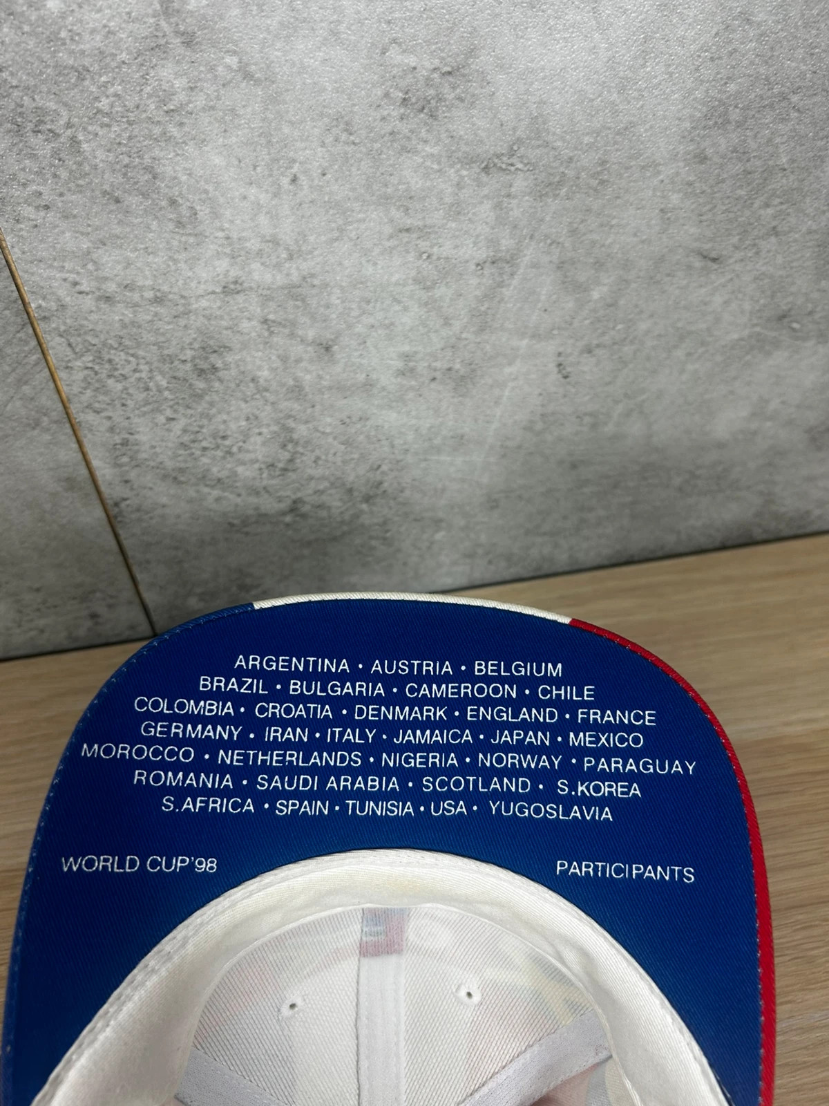 Casquette France 98 Coupe du Monde officielle vintage drapeaux internationaux collector multicolore – France 98 Coupe du Monde – taille Taille unique 4