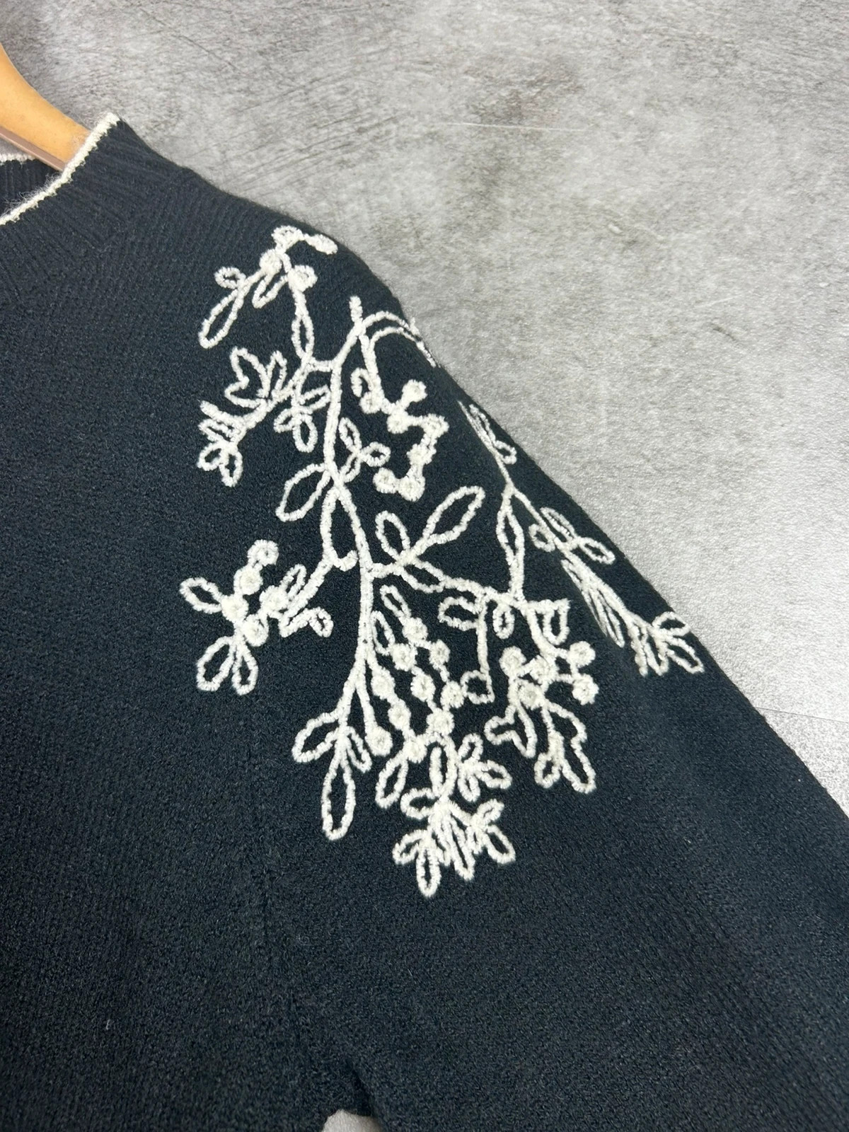 Cop Copine femme pull brodé floral taille M L noir blanc oversize maille douce bohème – Cop Copine – taille M / 38 / 10 4