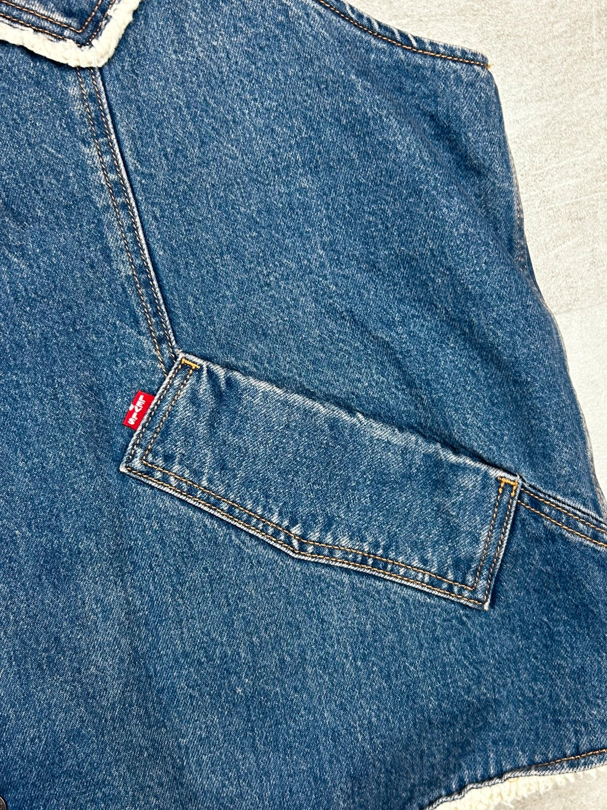 Levi's Premium gilet sans manches jean sherpa homme XL western denim – Levi's – taille XL 4