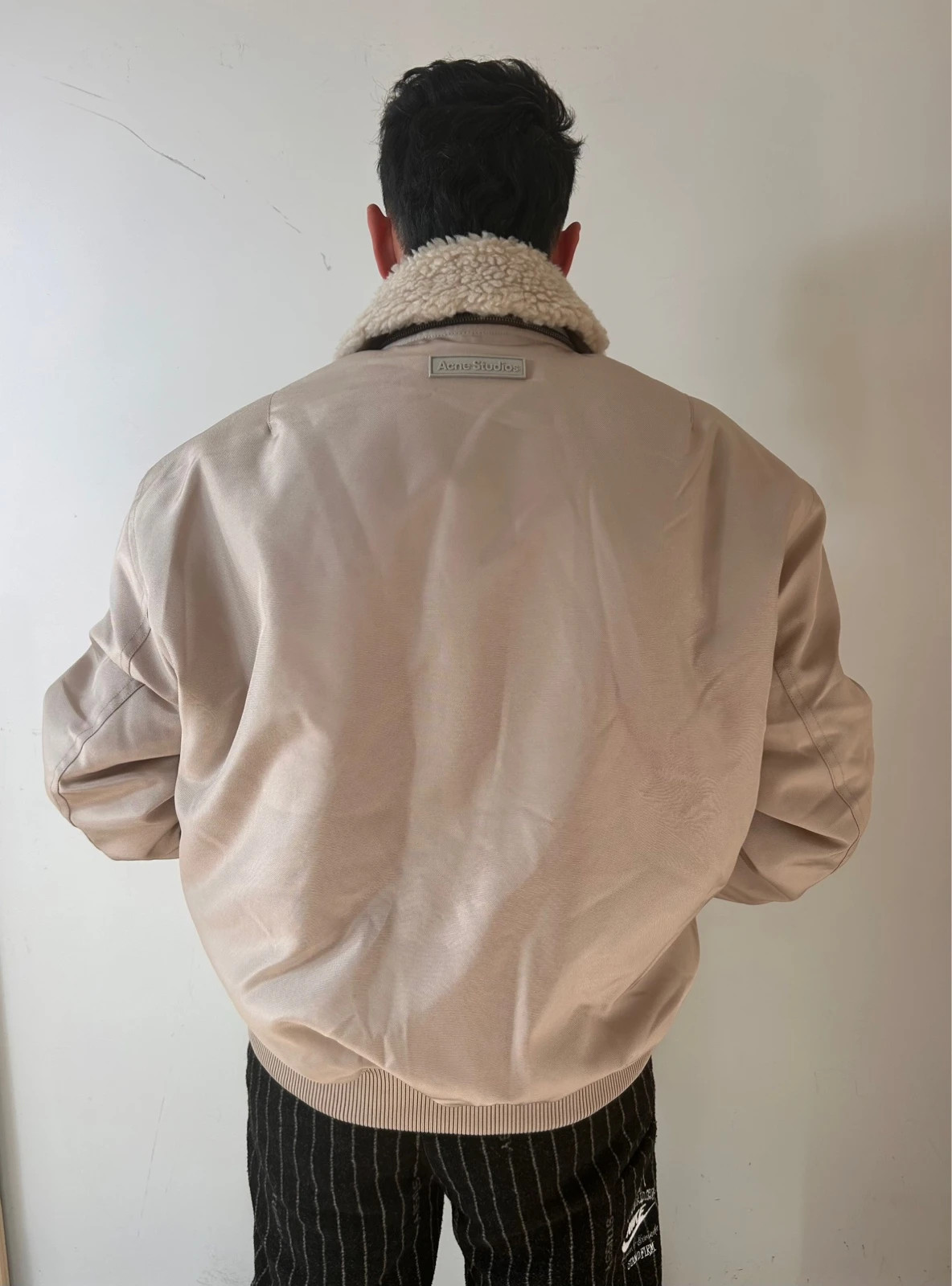 Acne Studios hommes veste blouson bomber taille M L oversize aviateur col mouton beige premium – Acne Studios – taille L 2