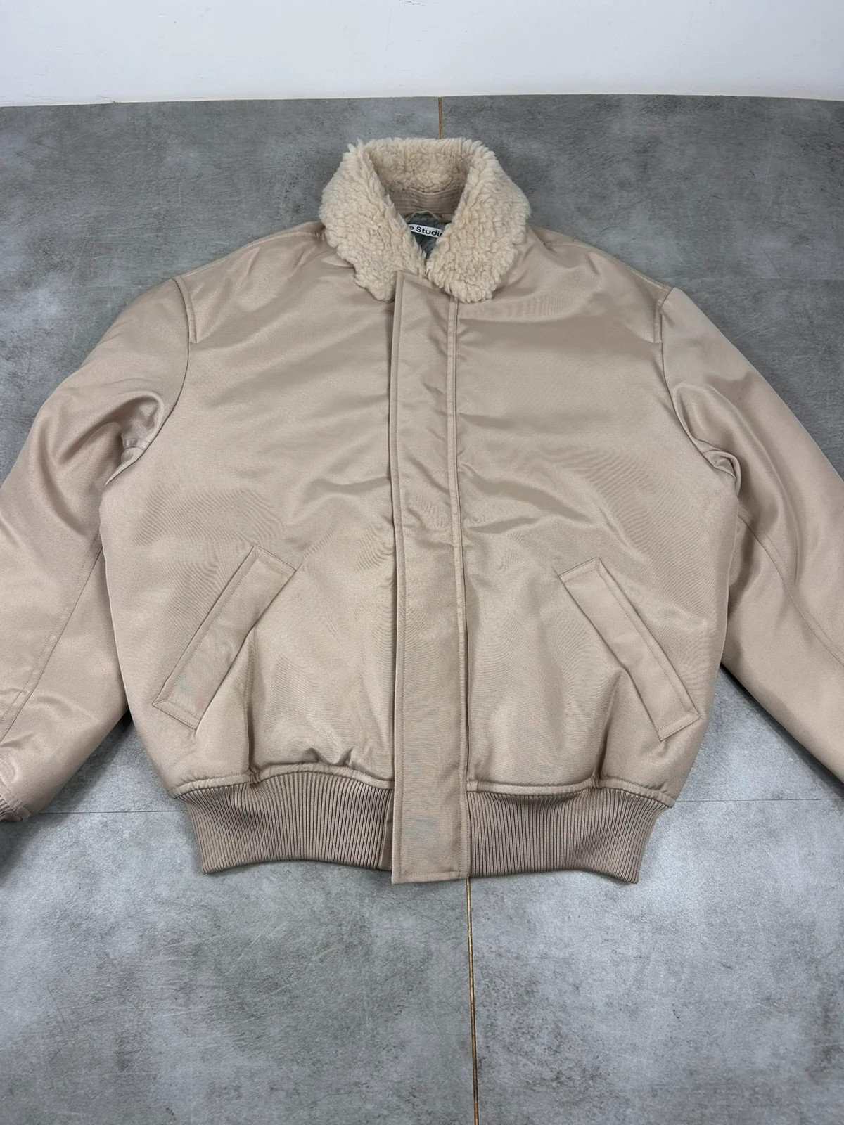 Acne Studios hommes veste blouson bomber taille M L oversize aviateur col mouton beige premium – Acne Studios – taille L 3