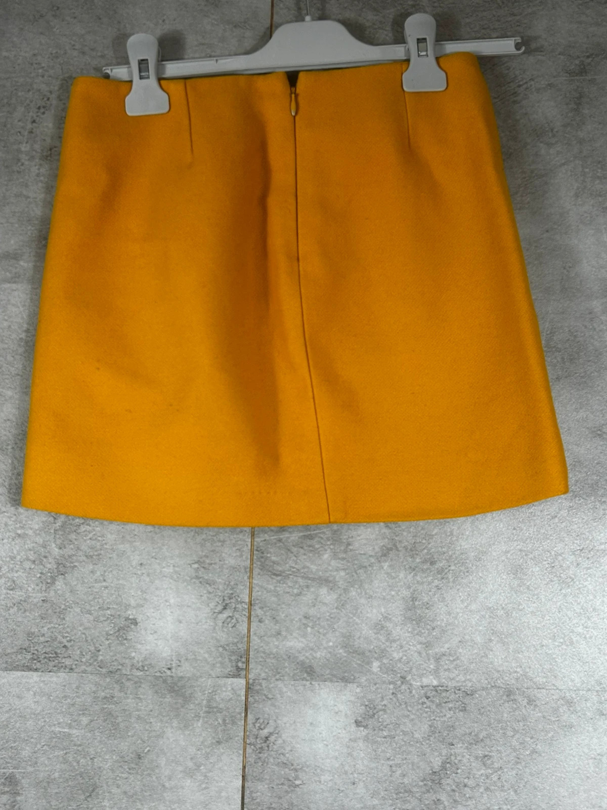 Maje Jupe Courte Laine Jaune Moutarde Cuir Agneau Taille 34 – Maje – taille XS / 34 / 6 2