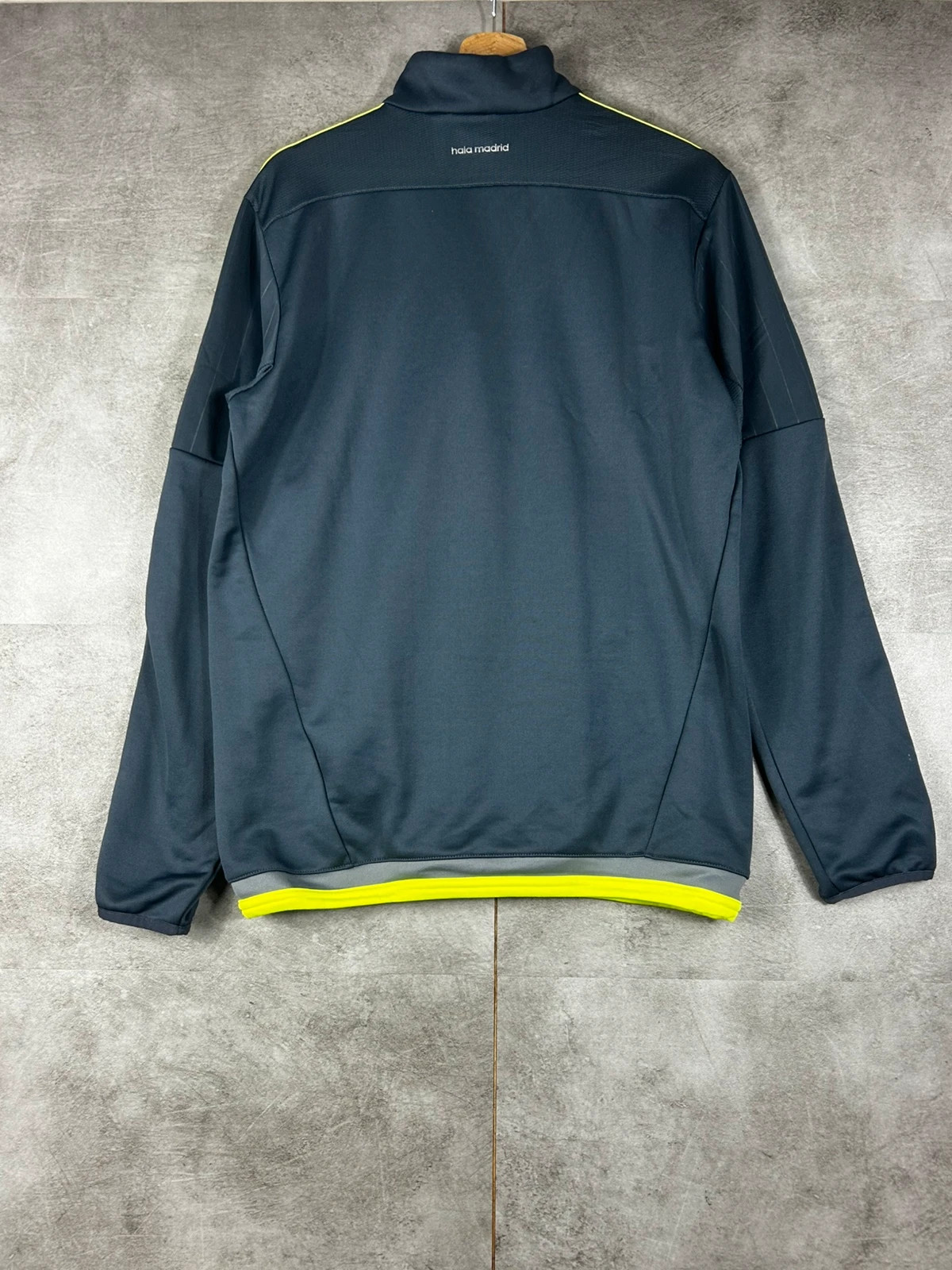 Adidas Real Madrid training top 2015 2016 ClimaCool gris anthracite jaune fluo taille S – adidas – taille S 2