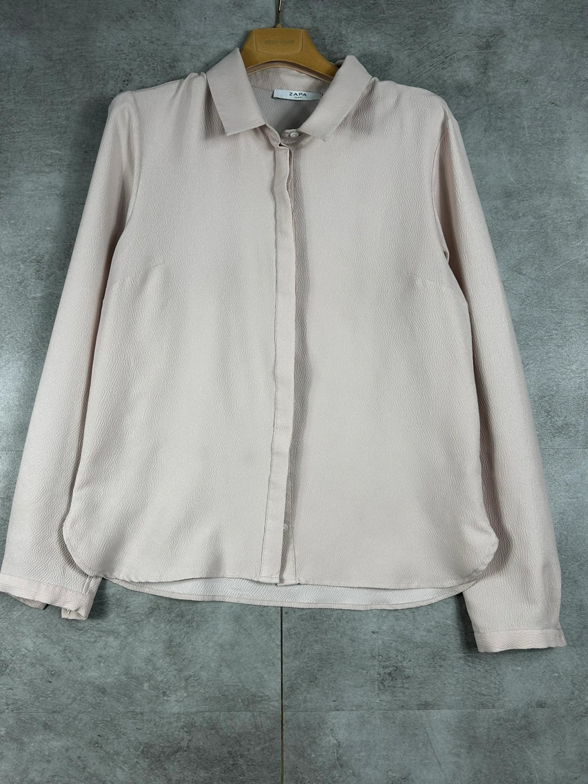 Zapa Femmes Chemise Texturée Taille 38 Beige Poudré Nude Chic Minimaliste Habillée