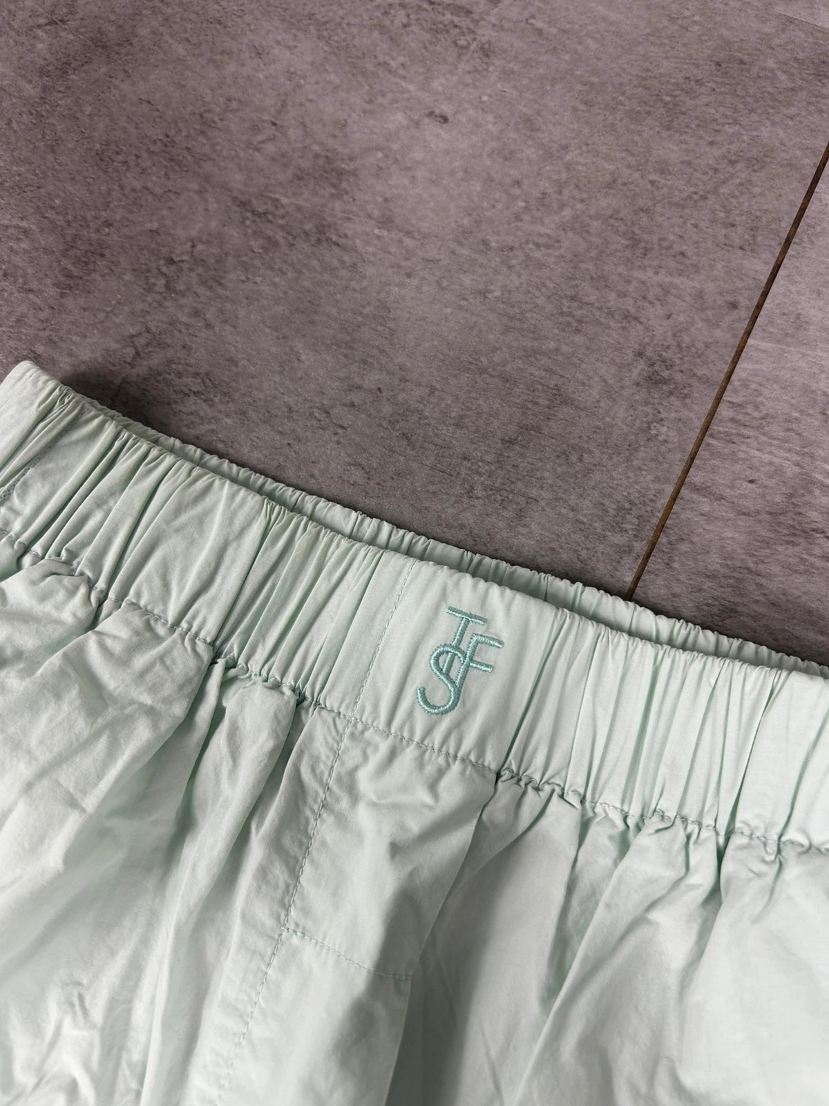 The Frankie Shop femme short oversize taille S coton biologique mint pastel minimaliste summer – The Frankie Shop – taille S / 36 / 8 3