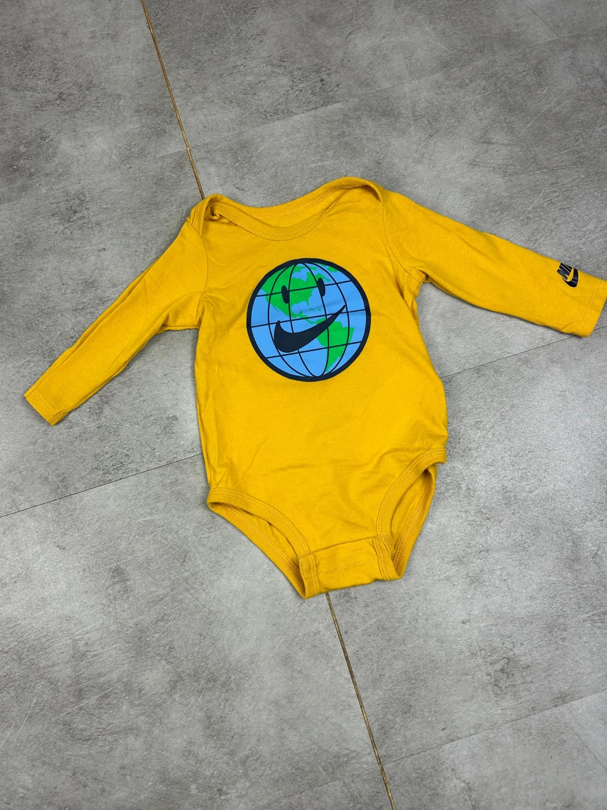 Nike enfant bébé 6-9 mois lots de 3 bodies – Nike – taille 6-9 mois / 68 cm