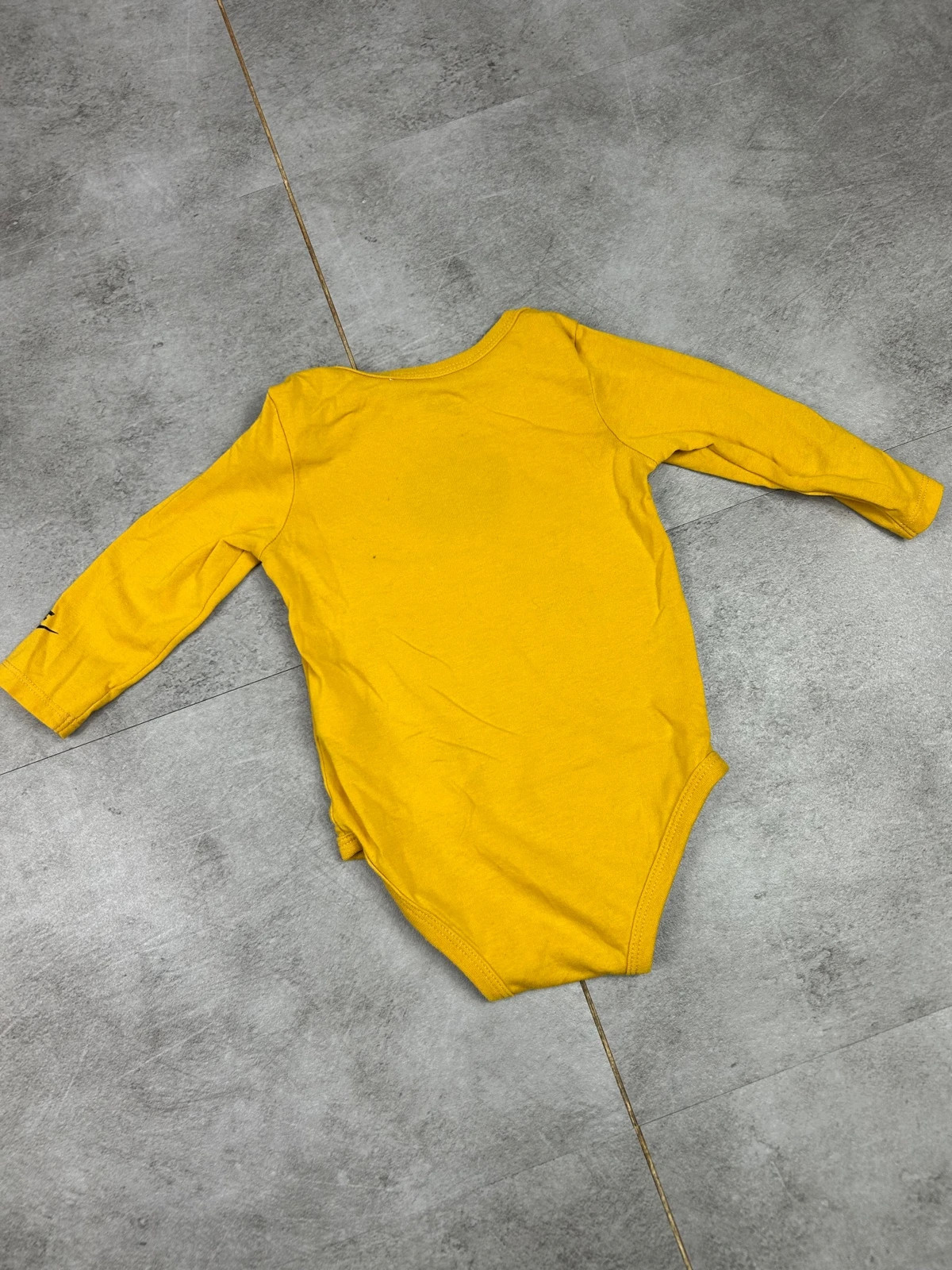 Nike enfant bébé 6-9 mois lots de 3 bodies – Nike – taille 6-9 mois / 68 cm 4