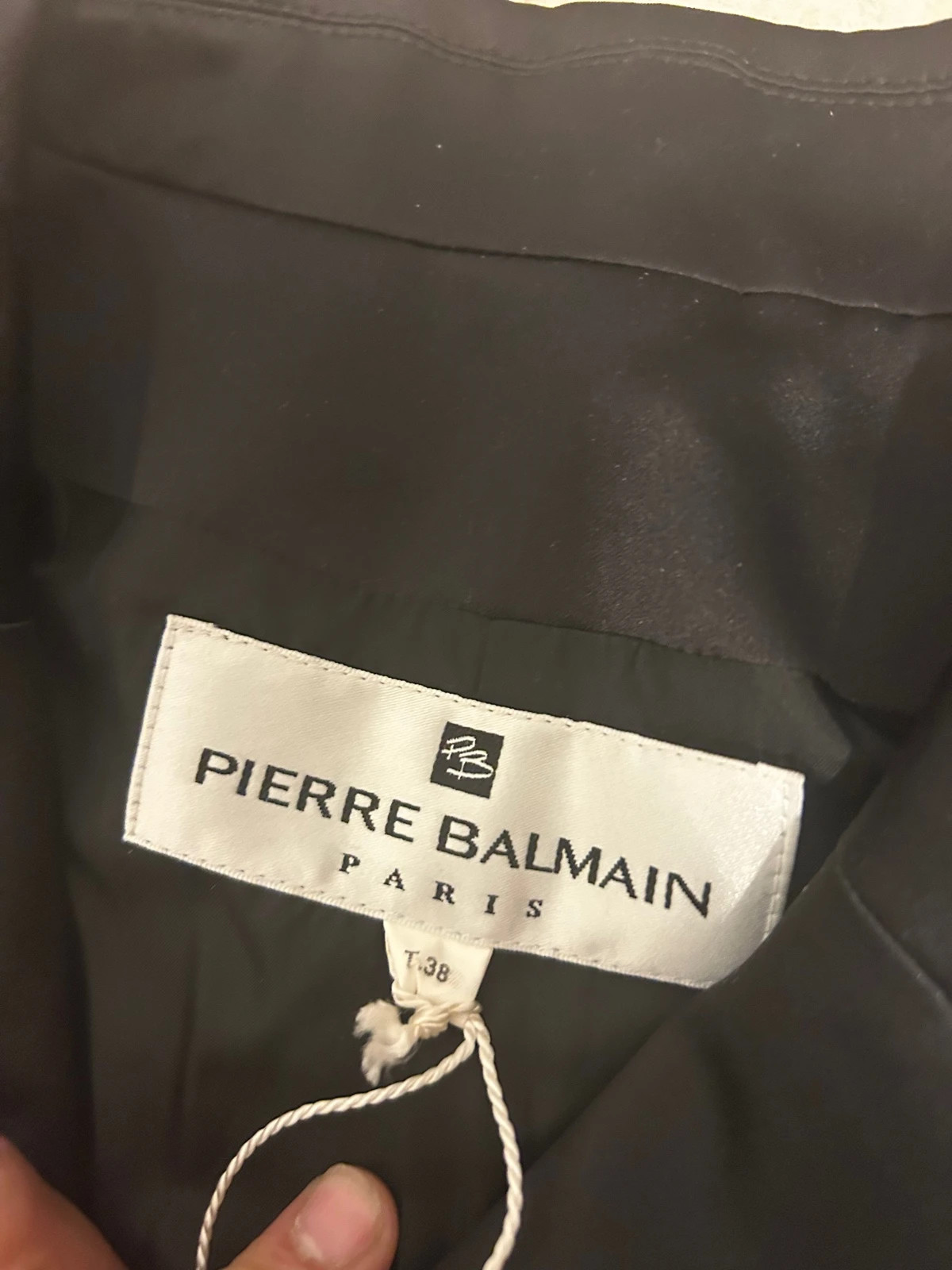 Pierre Balmain femmes blazer dentelle noire structuré chic élégant manches volumineuses couture – Pierre Balmain – taille M / 38 / 10 5