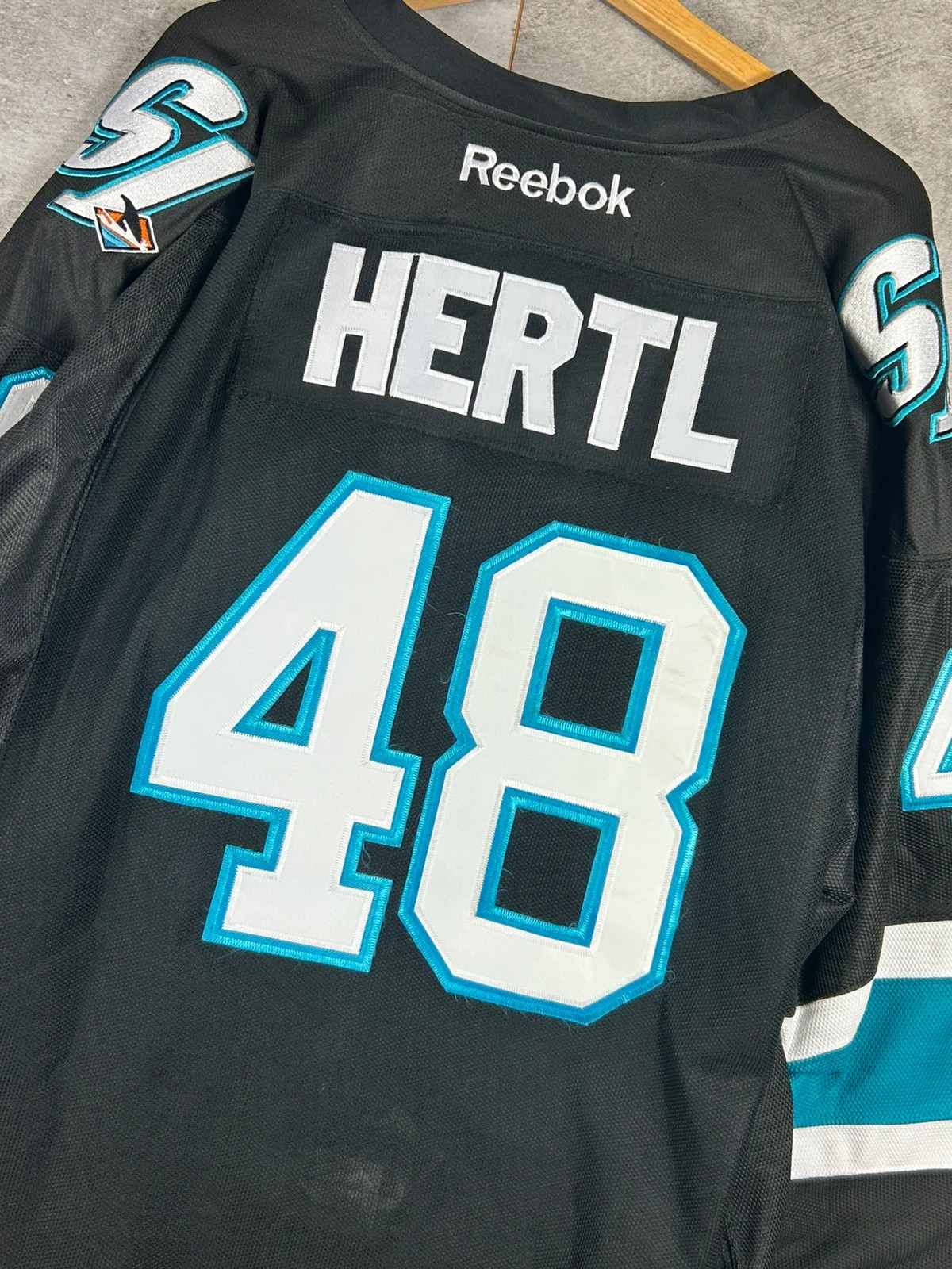 Reebok NHL San Jose Sharks Hertl 48 maillot hockey Made in Canada taille 52 – Reebok – taille XL 3