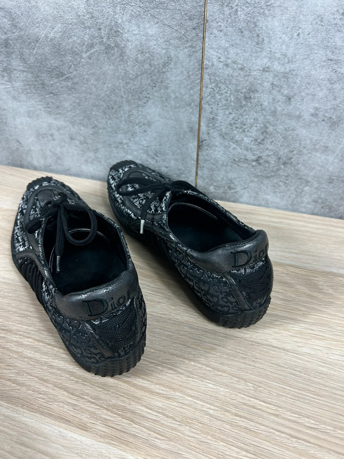 Dior femme sneakers T38.5 monogramme Oblique noir gris y2k luxe streetwear vintage – Dior – taille 38.5 3