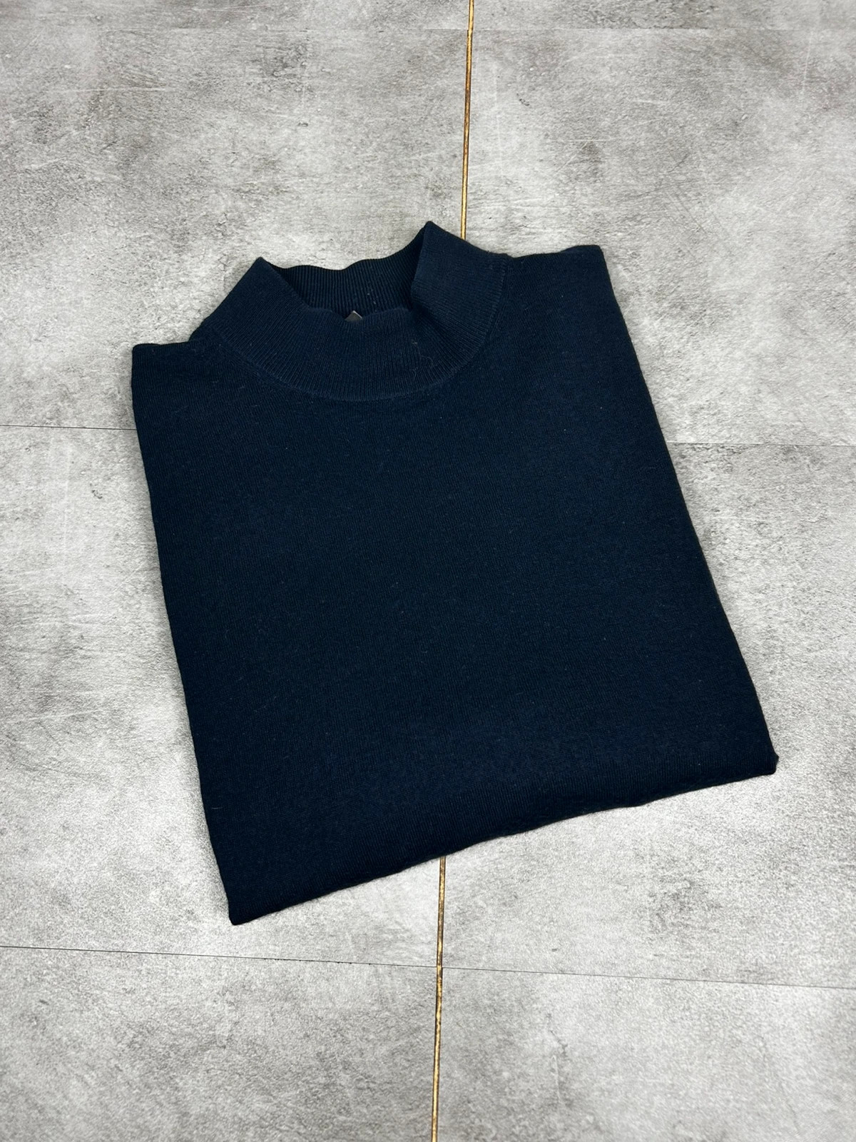 Uniqlo homme pull laine col montant XL bleu marine hiver classique
