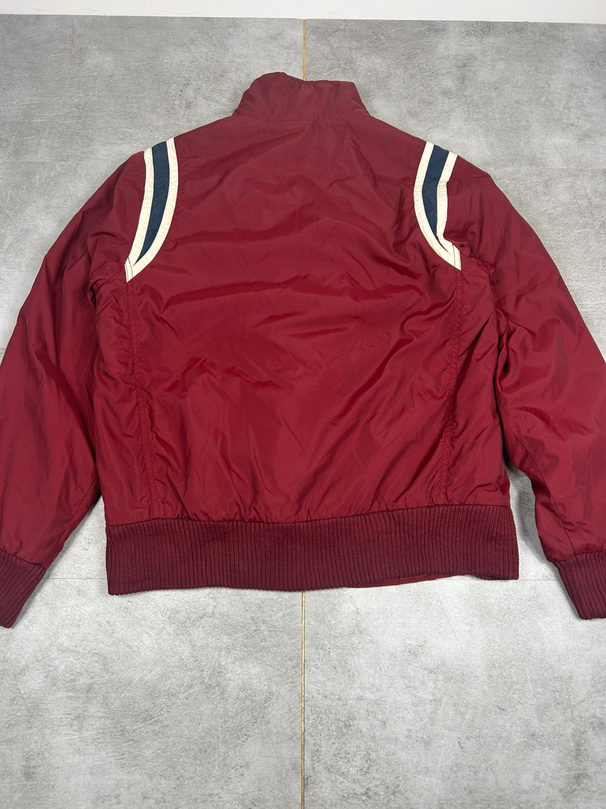 Tommy Hilfiger Denim blouson homme M bordeaux logo brodé New York City vintage – Tommy Hilfiger – taille M 2