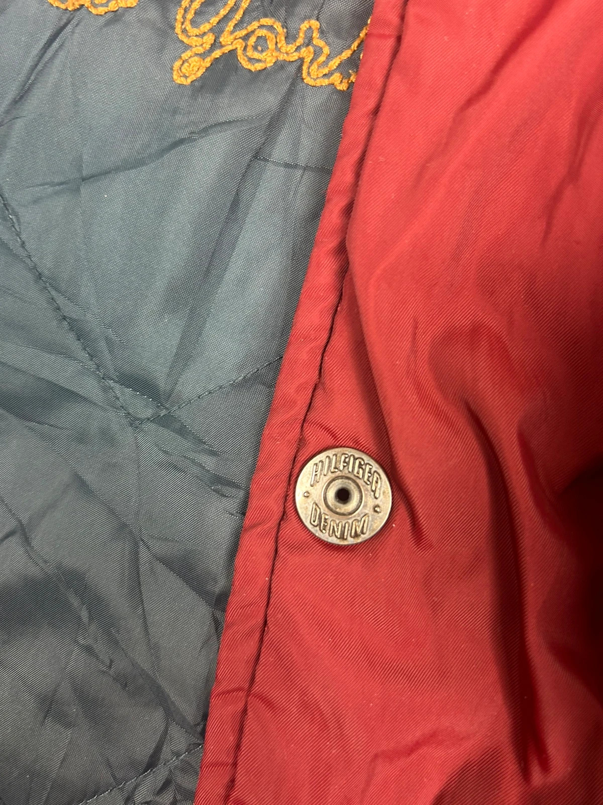 Tommy Hilfiger Denim blouson homme M bordeaux logo brodé New York City vintage – Tommy Hilfiger – taille M 5