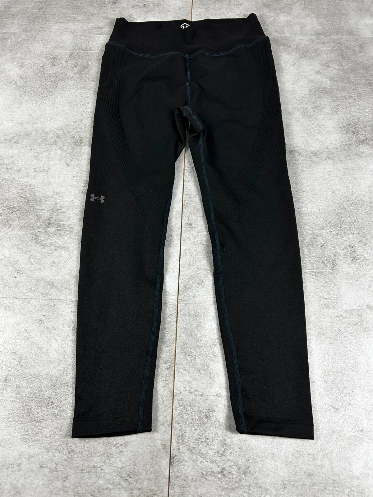 Under Armour femme legging sport noir compression HeatGear taille M yoga fitness running