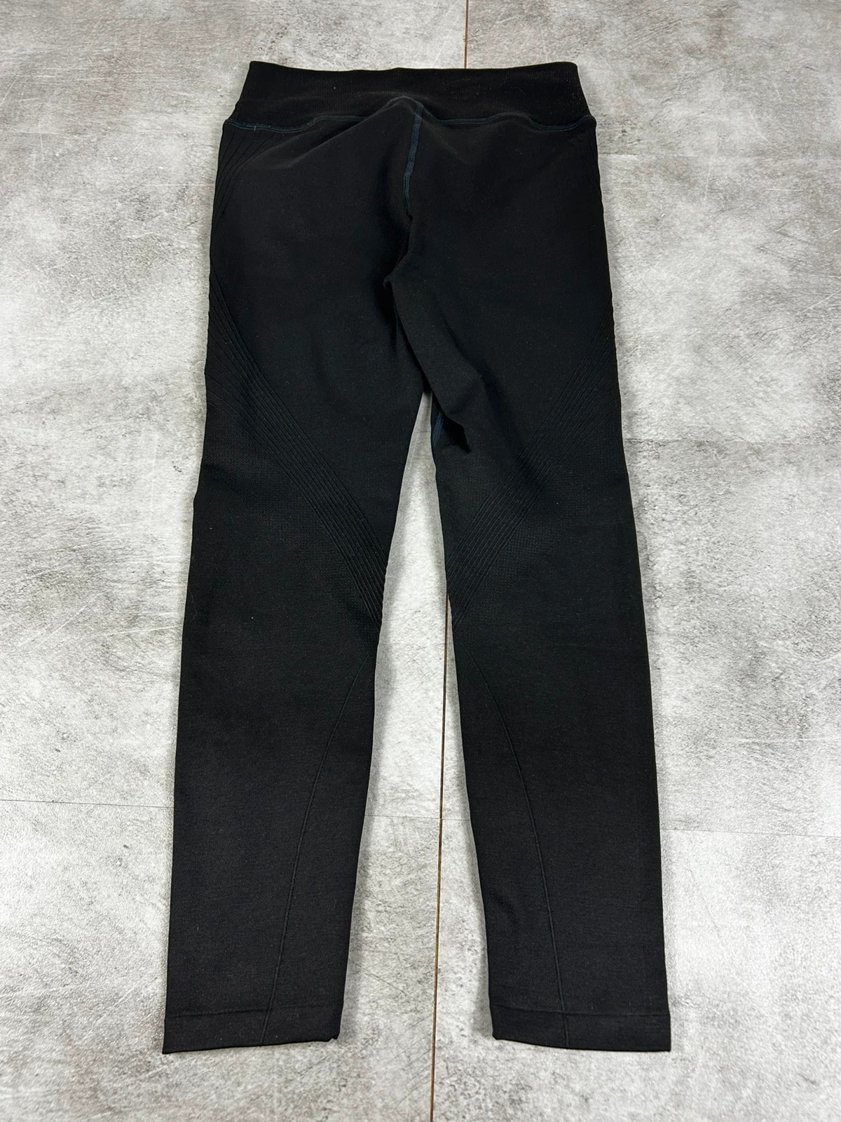 Under Armour femme legging sport noir compression HeatGear taille M yoga fitness running – Under Armour – taille M / 38 / 10 2