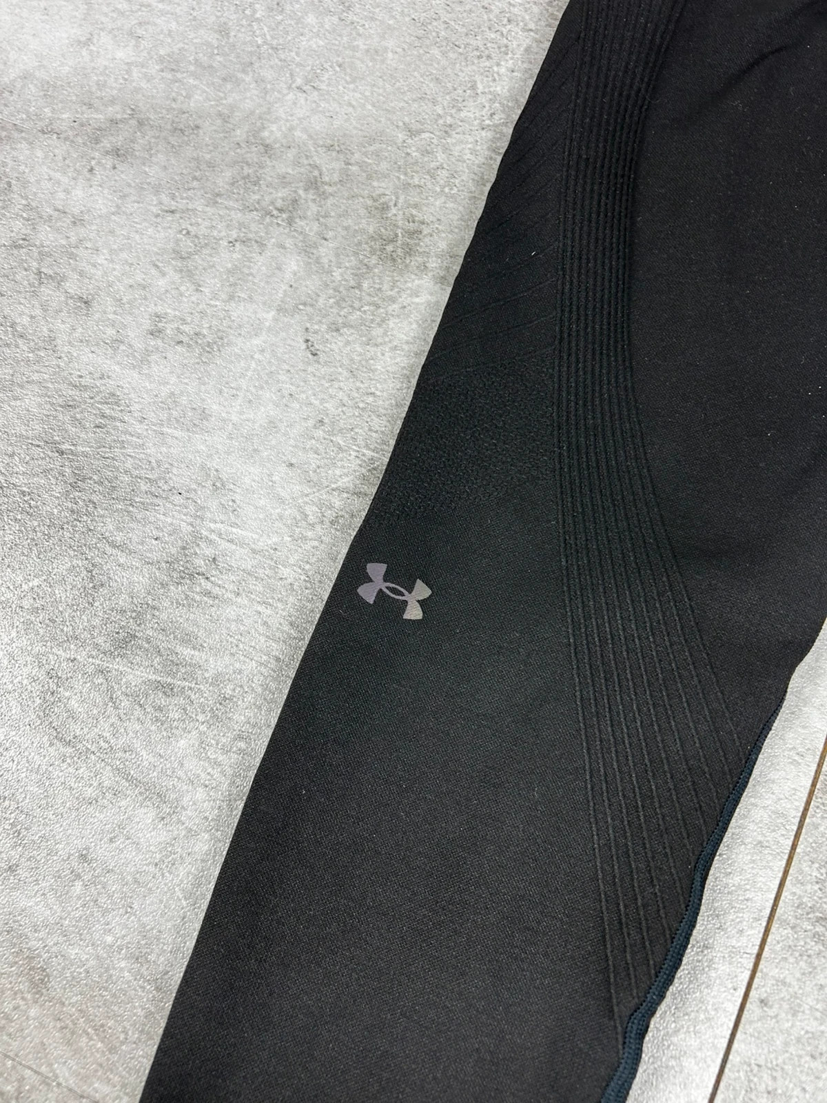 Under Armour femme legging sport noir compression HeatGear taille M yoga fitness running – Under Armour – taille M / 38 / 10 3